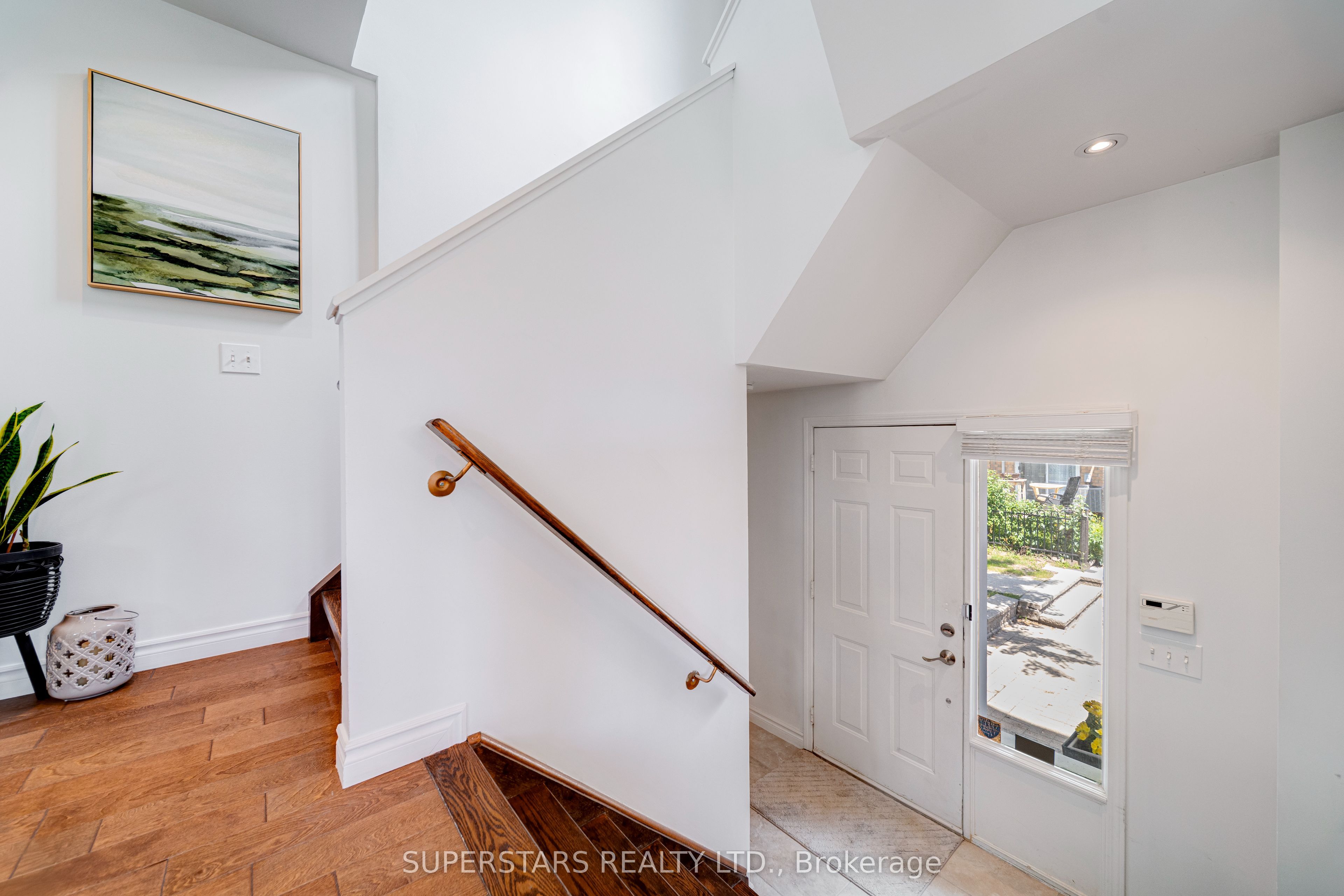 10 Cox Boulevard 27, Markham, ON L3R 4G2 photo 4