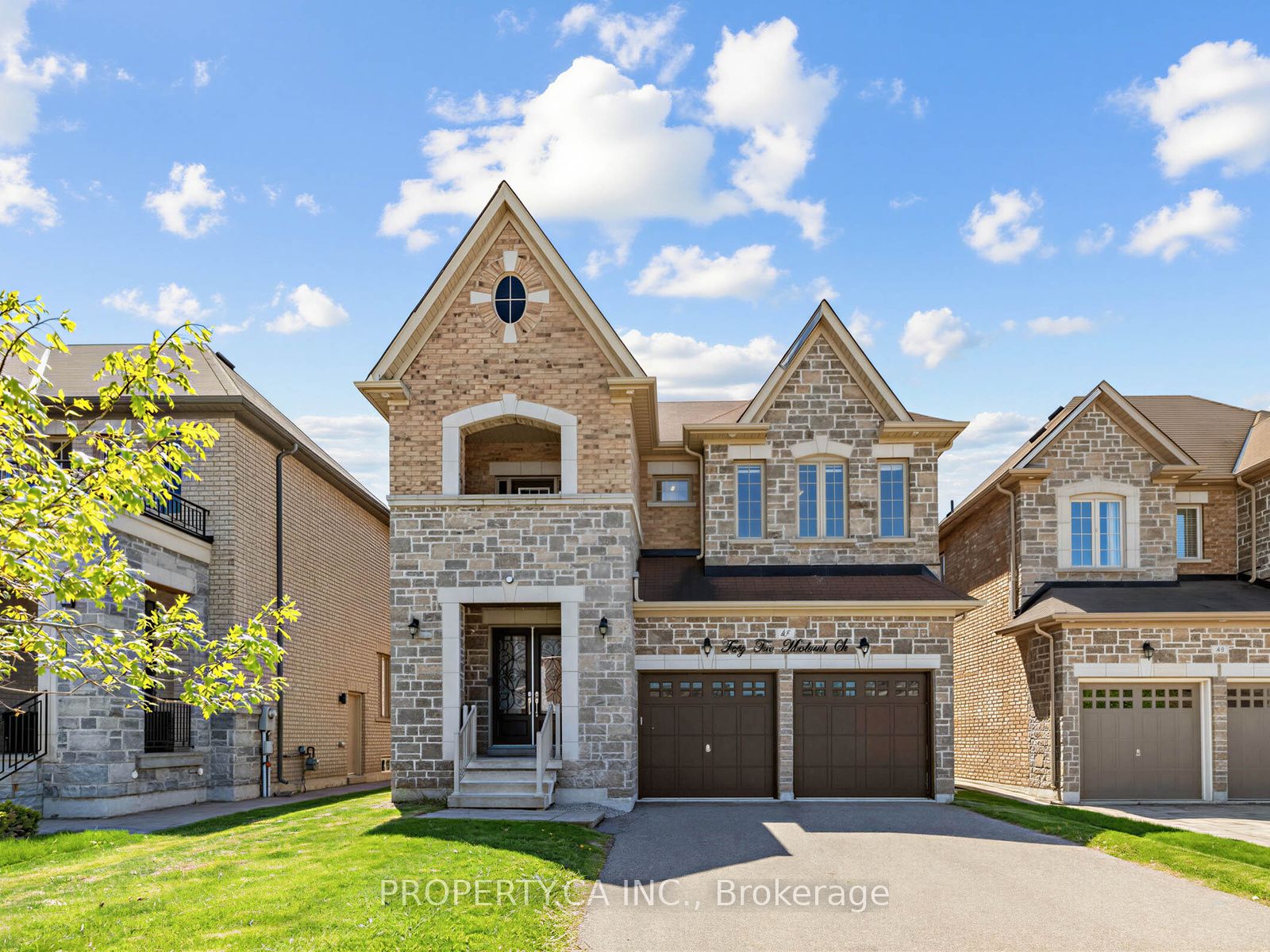 45 Marbrook Street, Richmond Hill, ON L4C 0Y9 photo 2
