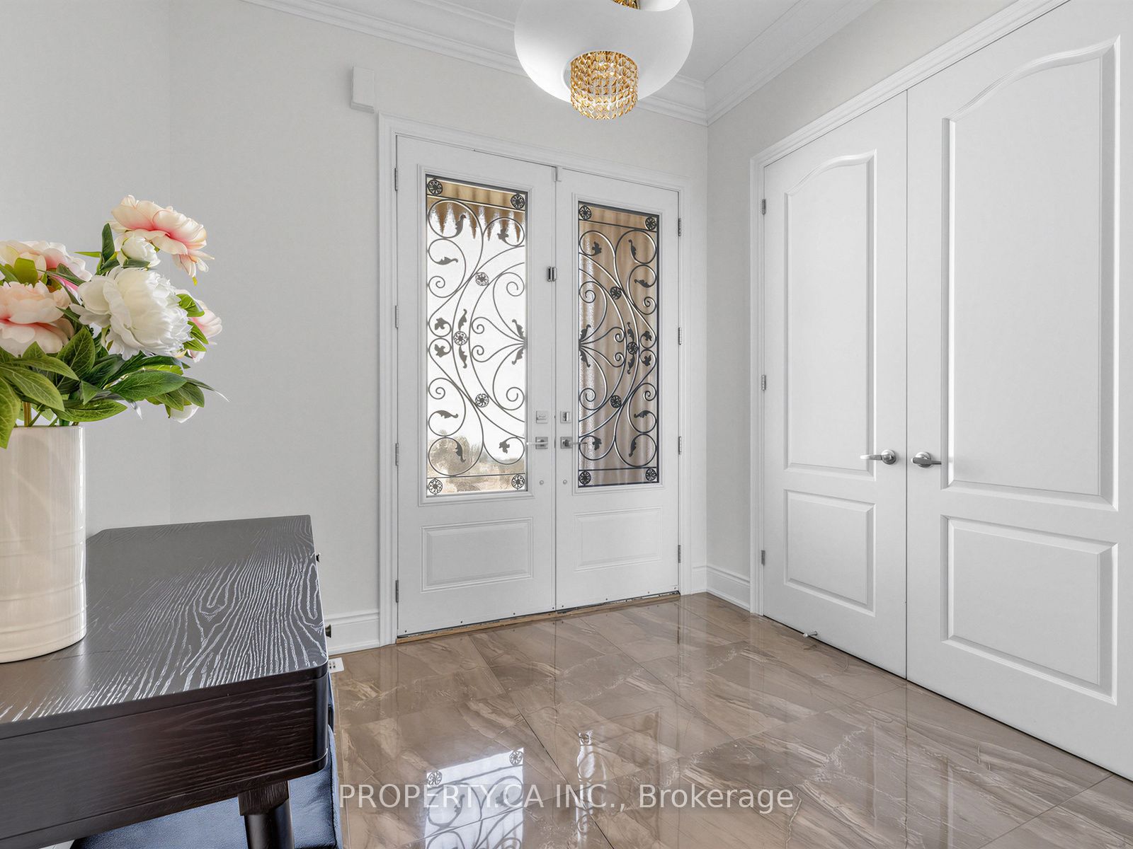 45 Marbrook Street, Richmond Hill, ON L4C 0Y9 photo 3
