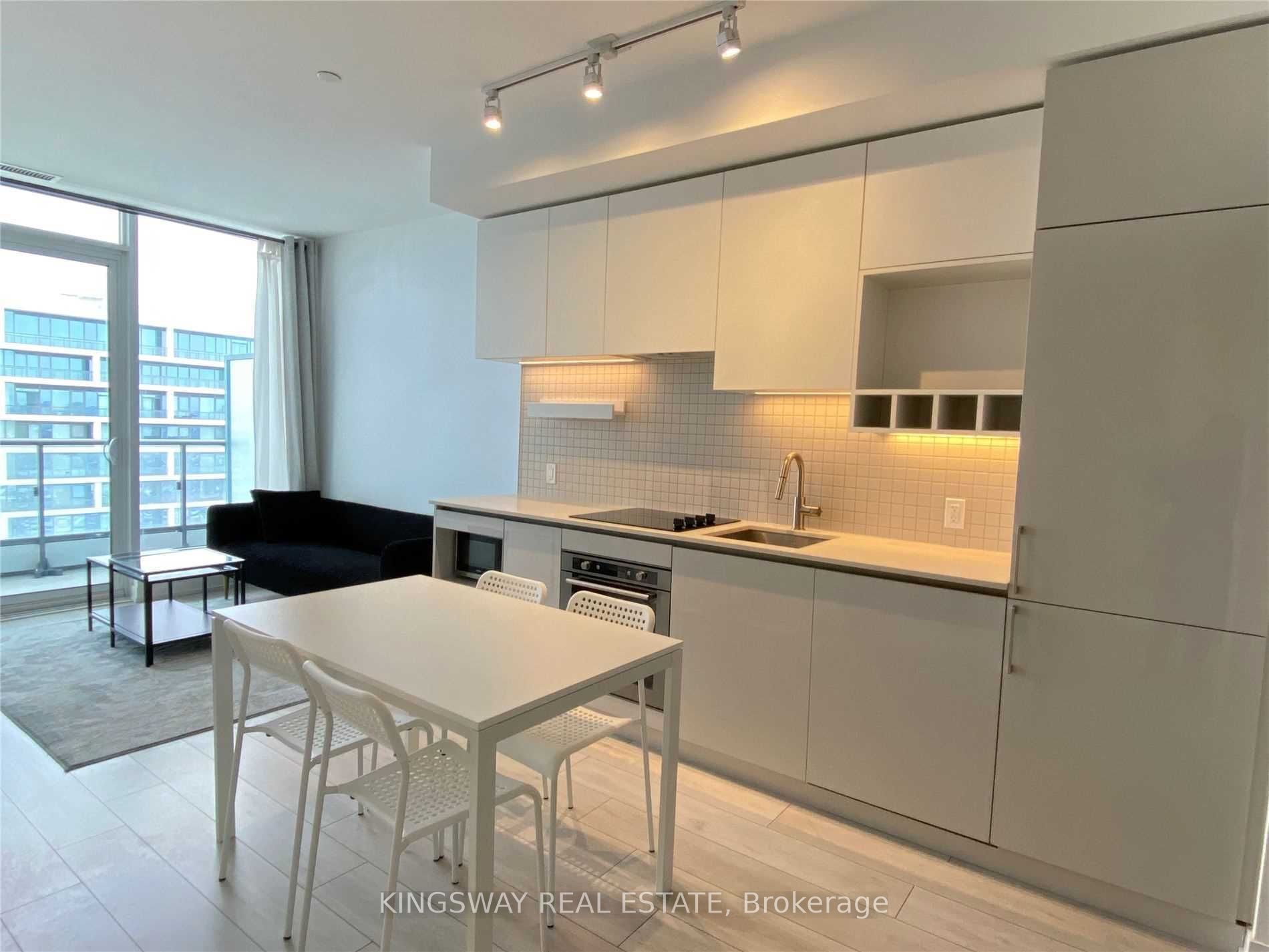 898 PORTAGE Parkway PH05, Vaughan, ON L4K 0J7 photo 5