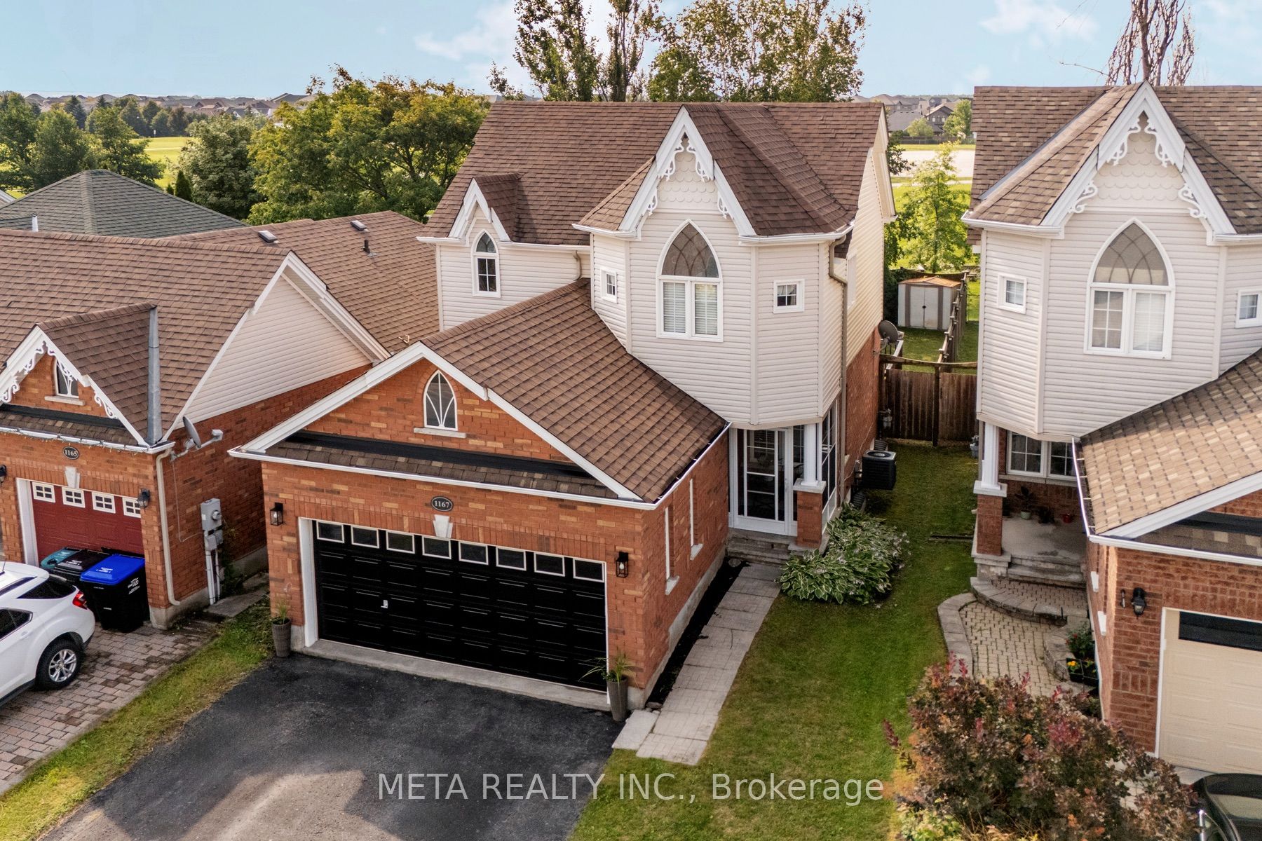 1167 Booth Avenue, Innisfil, ON L9S 4W2