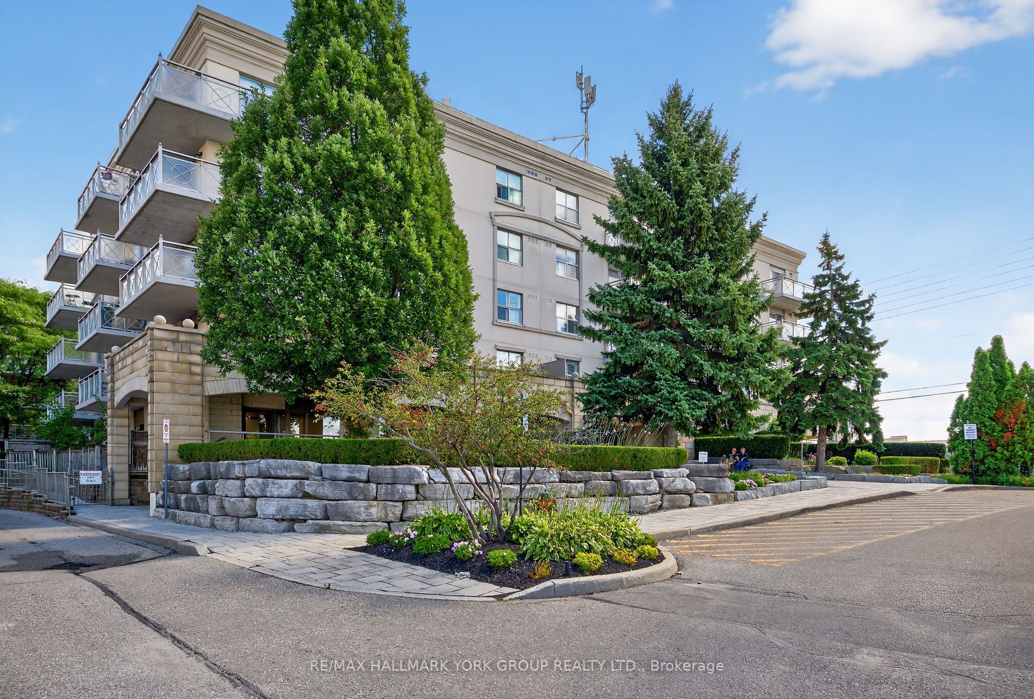 2500 Rutherford Road 509, Vaughan, ON L4K 5N7
