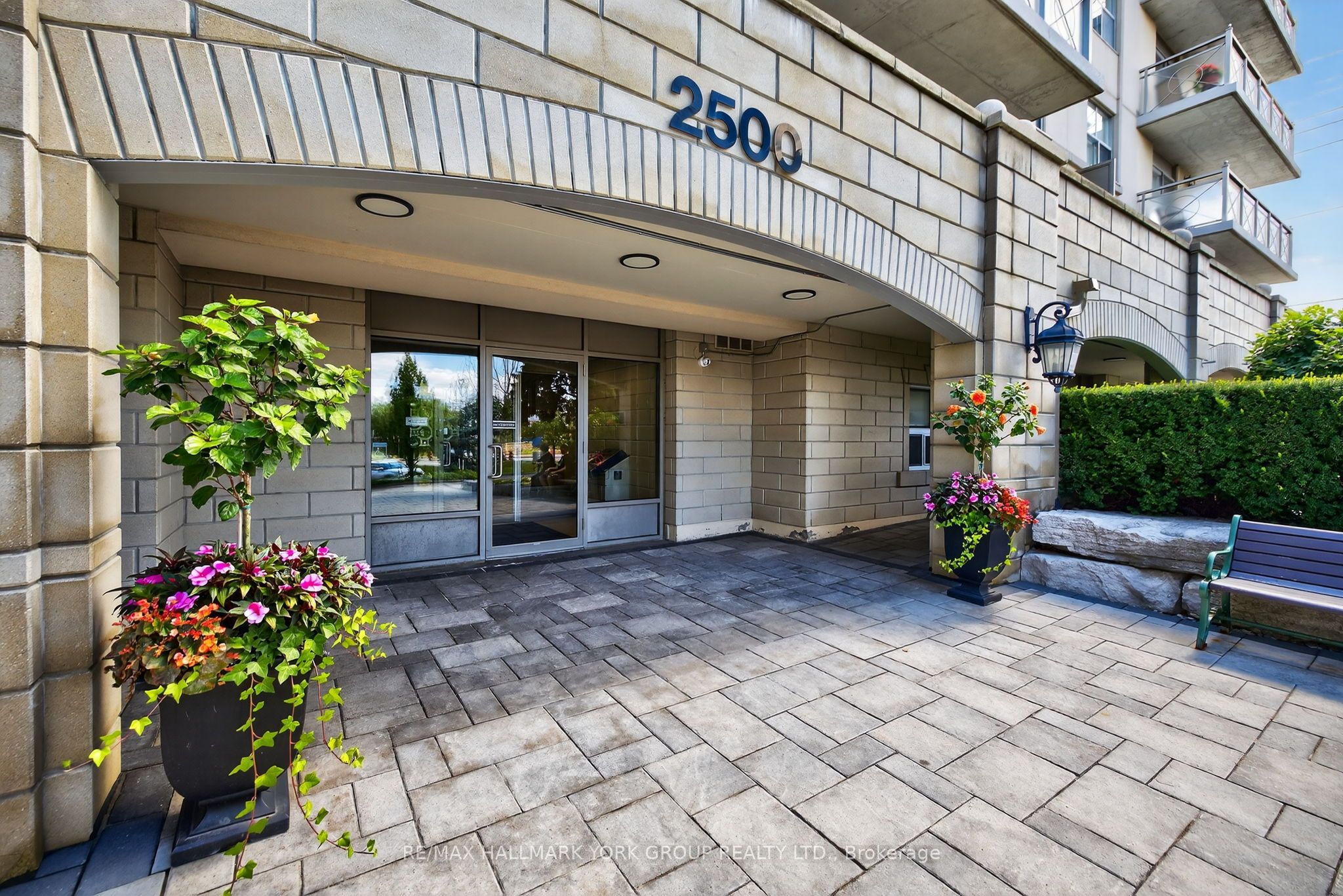 2500 Rutherford Road 509, Vaughan, ON L4K 5N7 photo 4