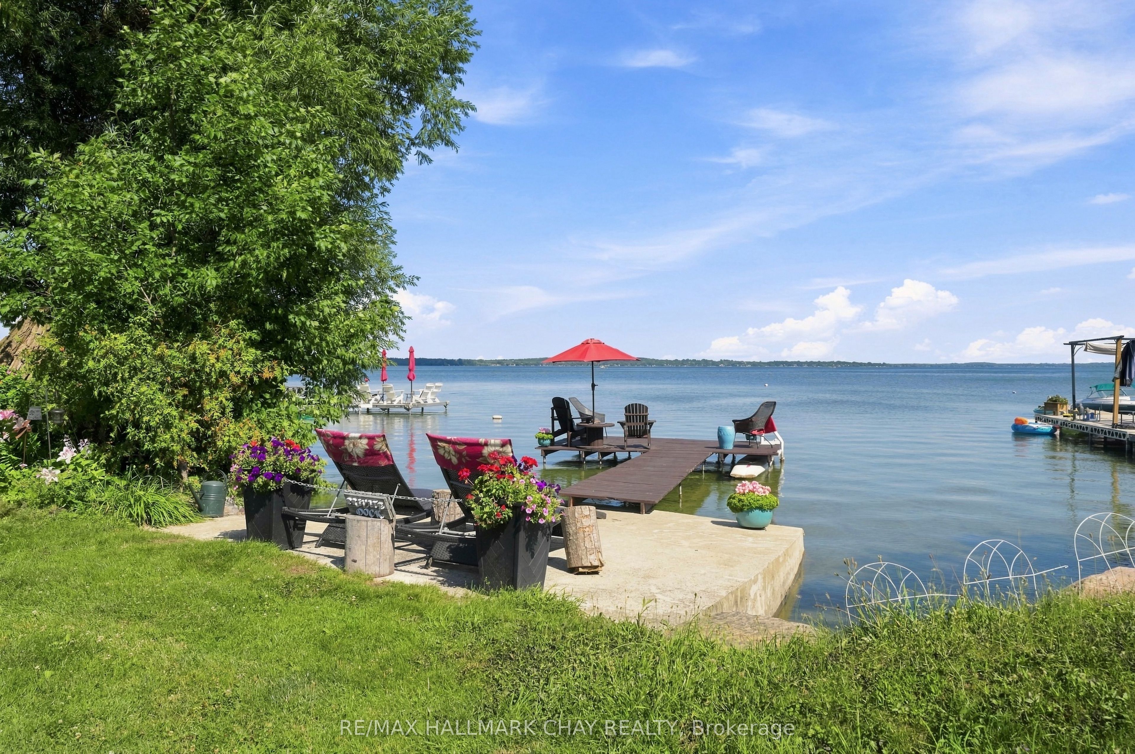 1064 Wisker Avenue, Innisfil, ON L0L 1W0 photo 2