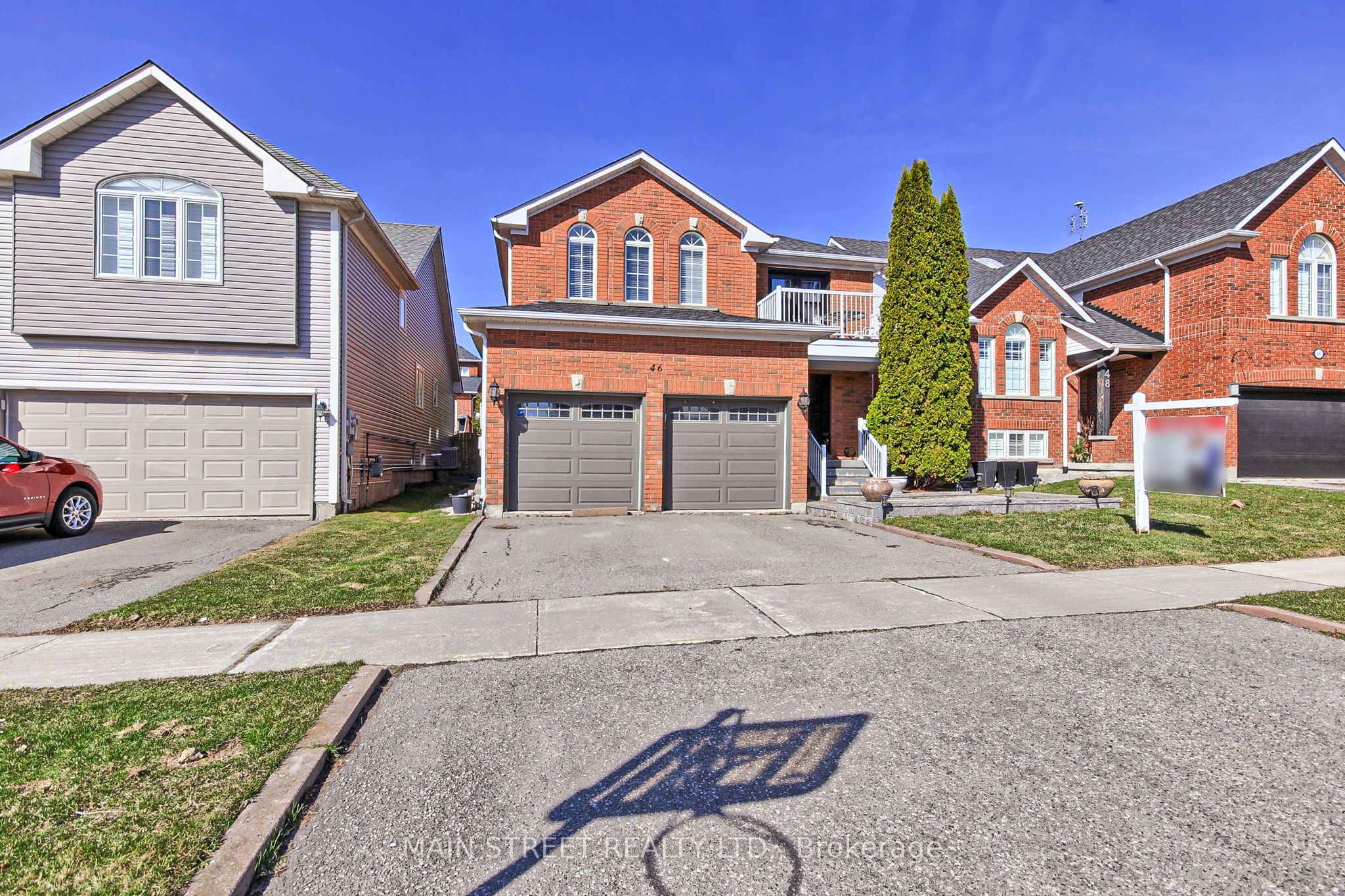 46 Silverstone Crescent, Georgina, ON L4P 4A4 photo 4