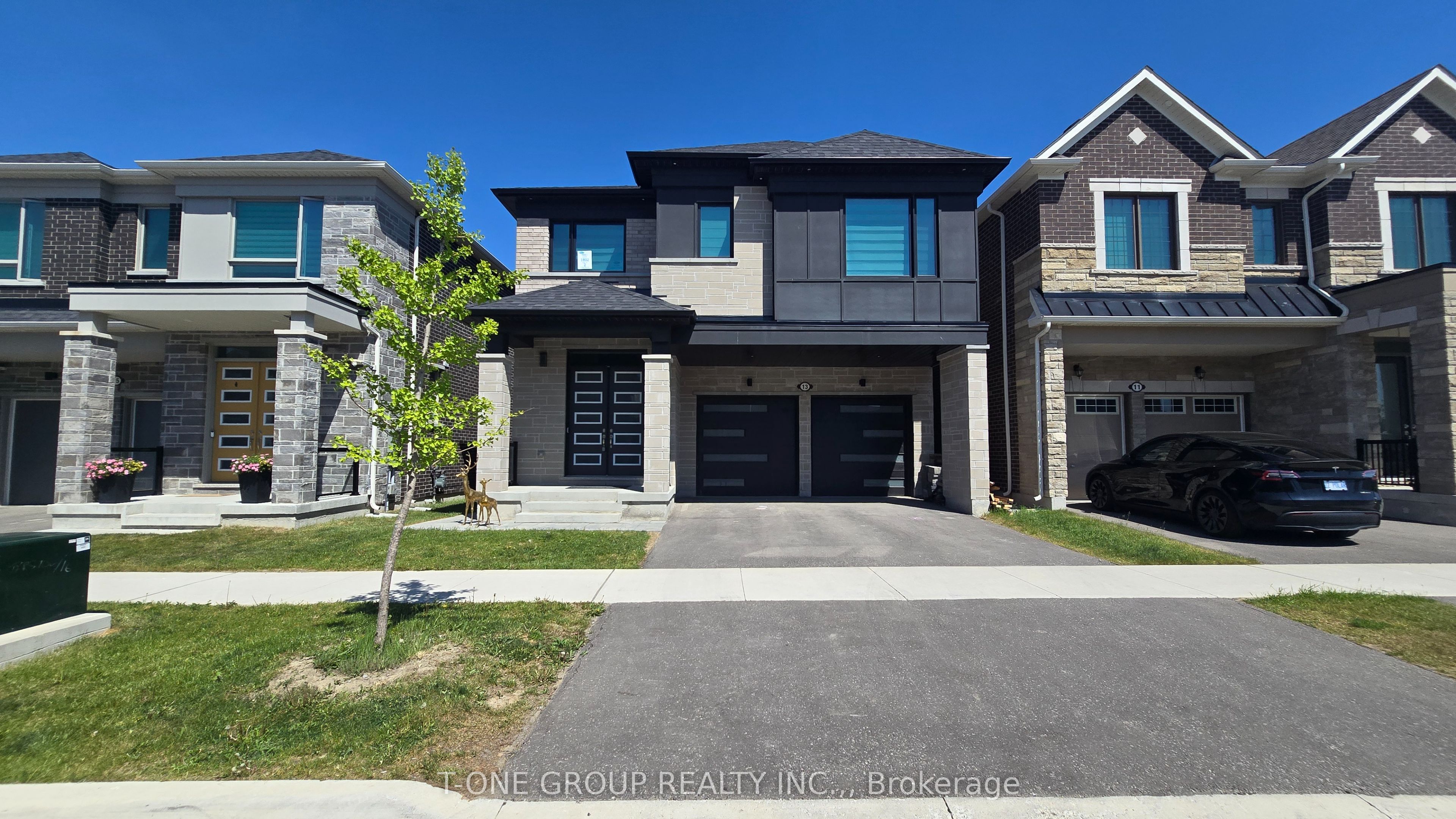 13 Eberly Woods Drive BSMT B, Markham, ON L6C 1A6