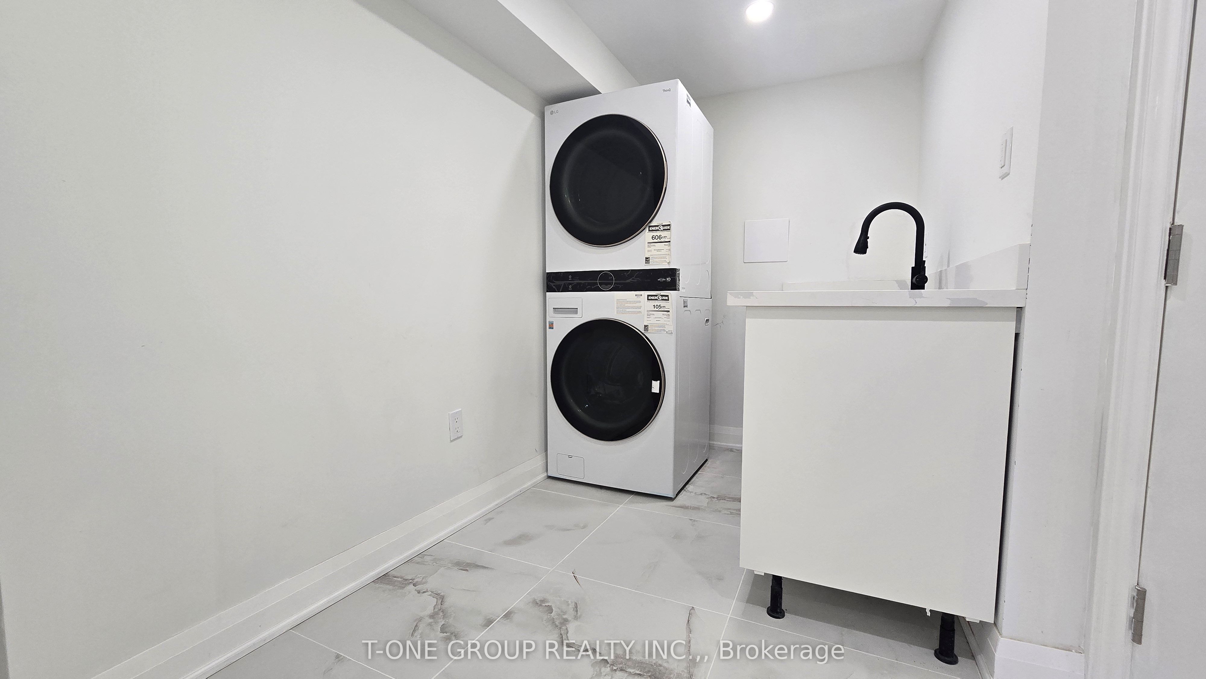 13 Eberly Woods Drive BSMT B, Markham, ON L6C 1A6 photo 5