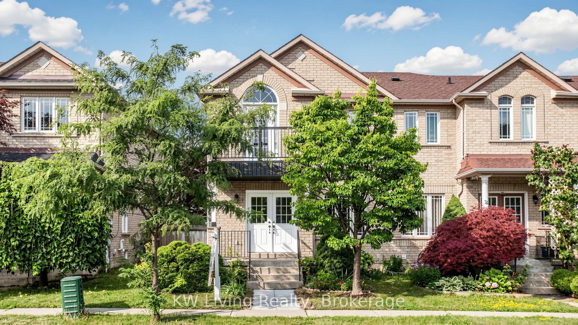 74 Forestwood Street, Richmond Hill, ON L4S 2K4