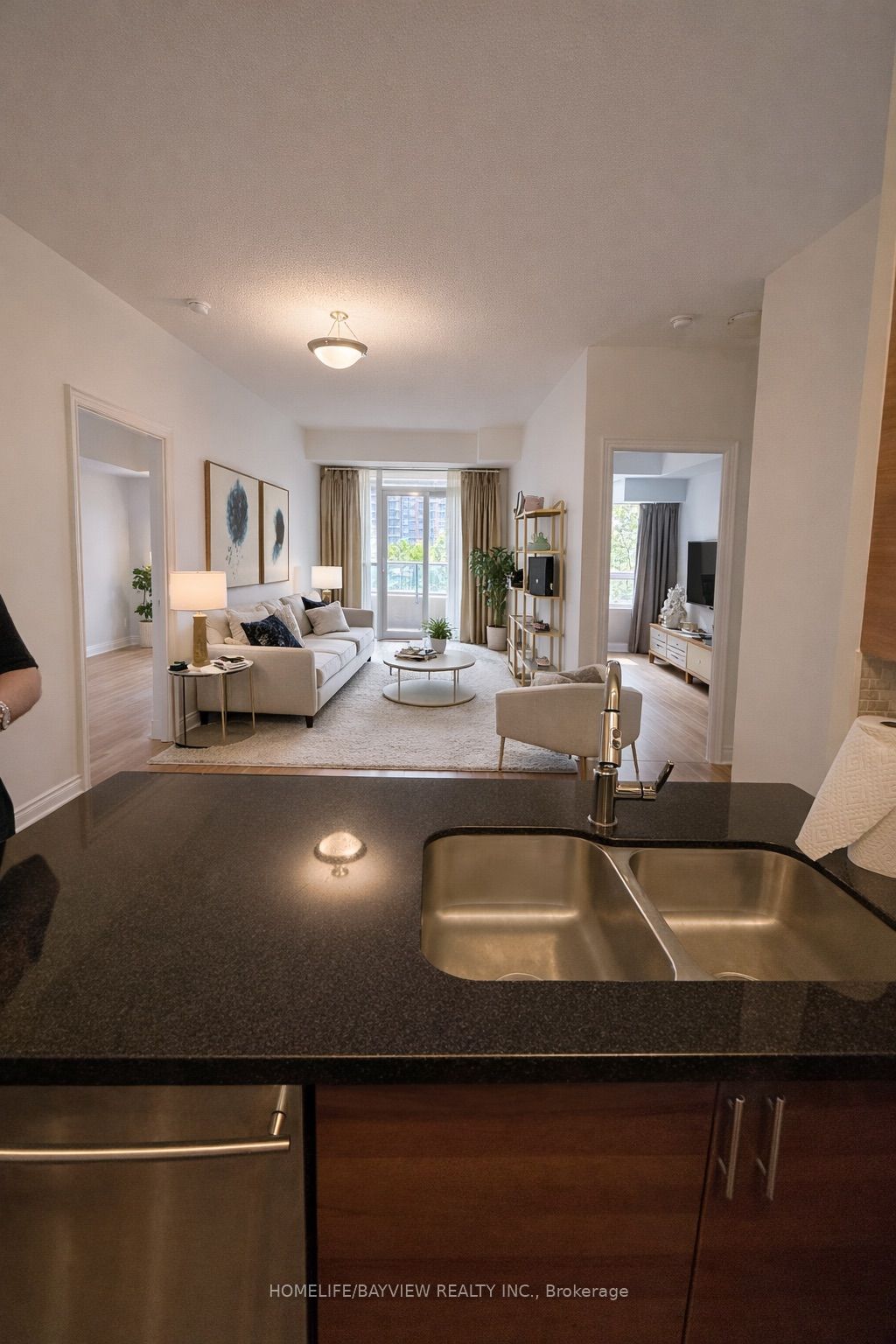 23 Cox Boulevard 261, Markham, ON L3R 7Z9 photo 2