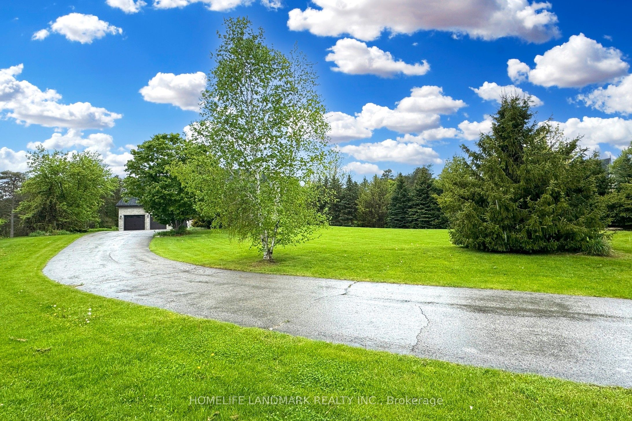19 Wolf Run Court, Whitchurch-Stouffville, ON L4A 2L4 photo 2