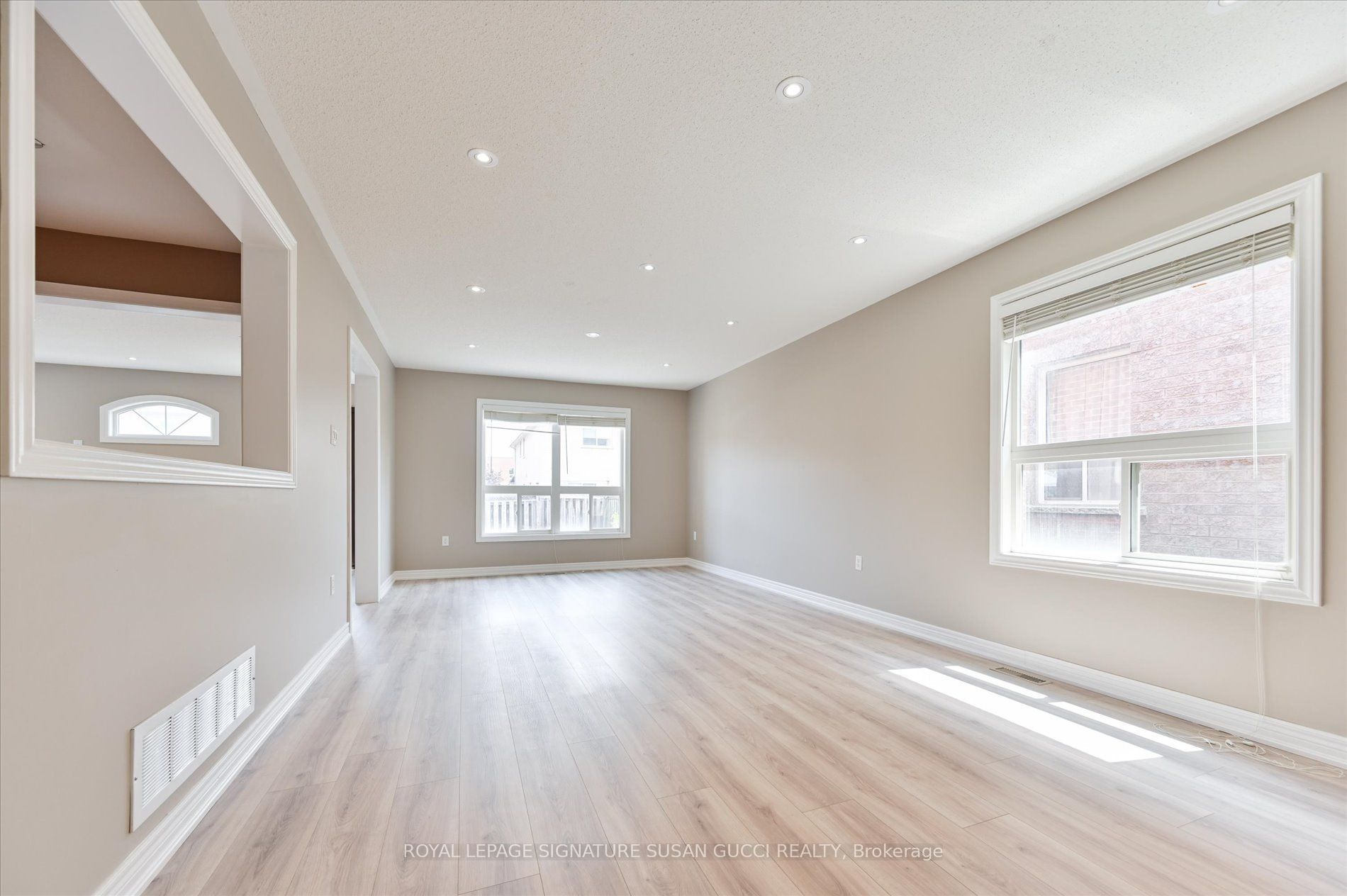 51 Landsdown Crescent, Markham, ON L6E 1M6 photo 4