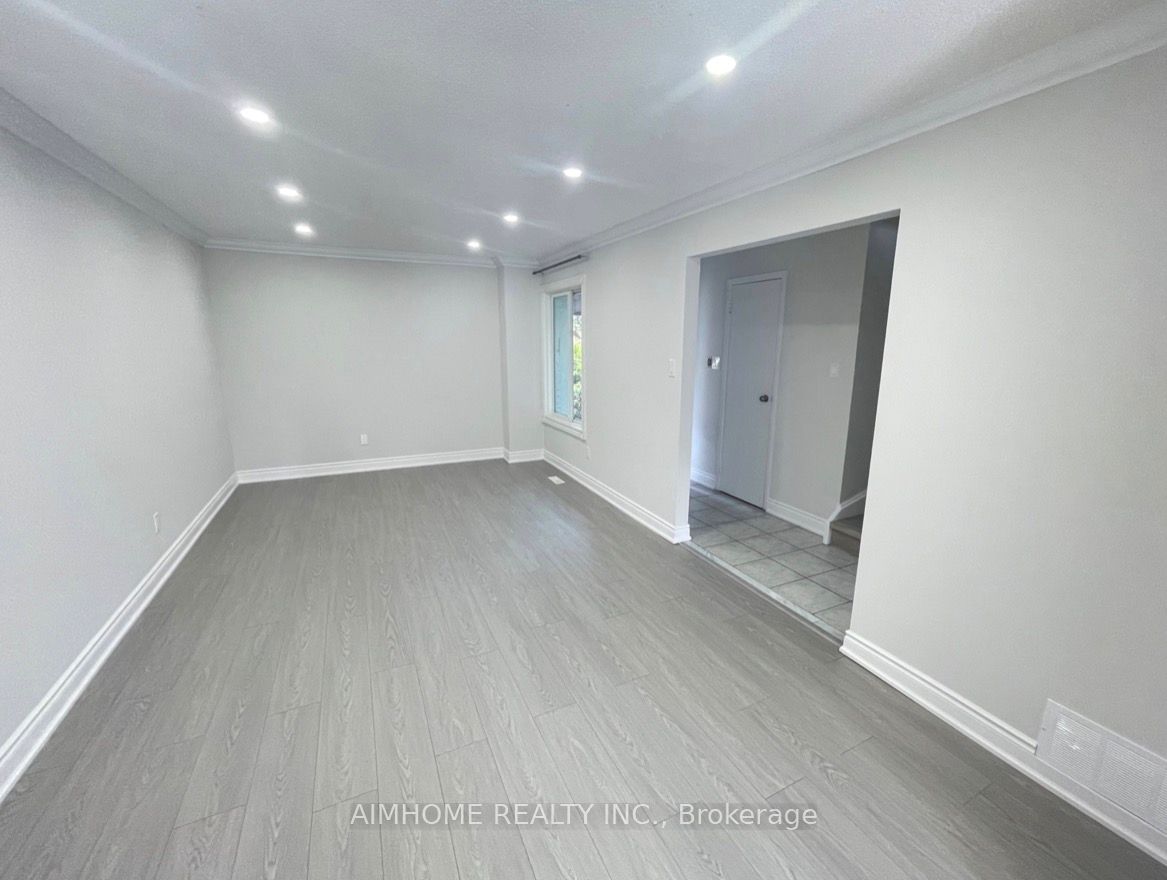 21 Maitland Drive S, Markham, ON L3R 4M6 photo 4