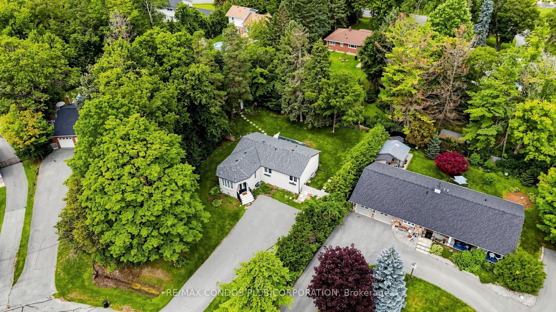 20 Southwood Crescent, Georgina, ON L0E 1R0 photo 2