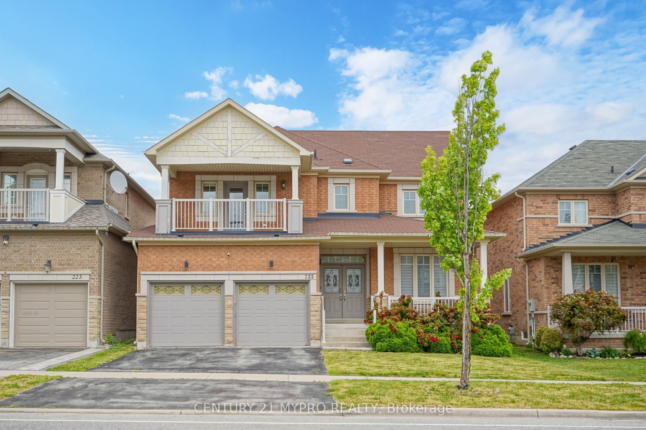 225 Silver Maple Road, Richmond Hill, ON L4E 4Z3