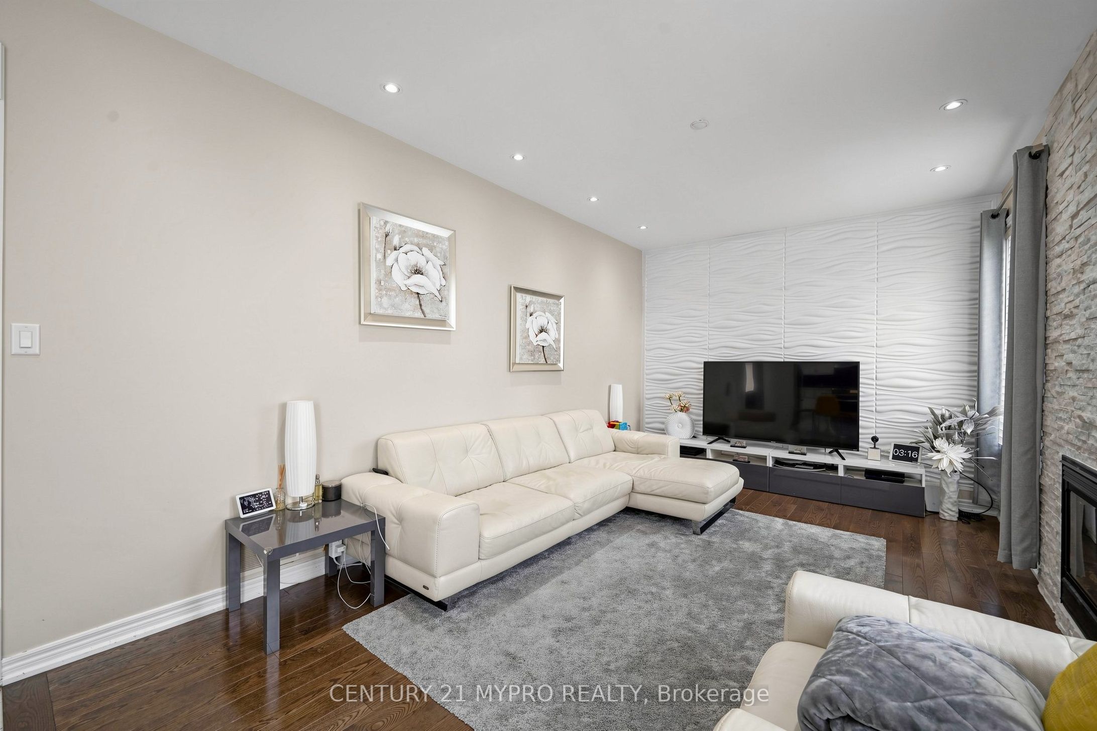 225 Silver Maple Road, Richmond Hill, ON L4E 4Z3 photo 5