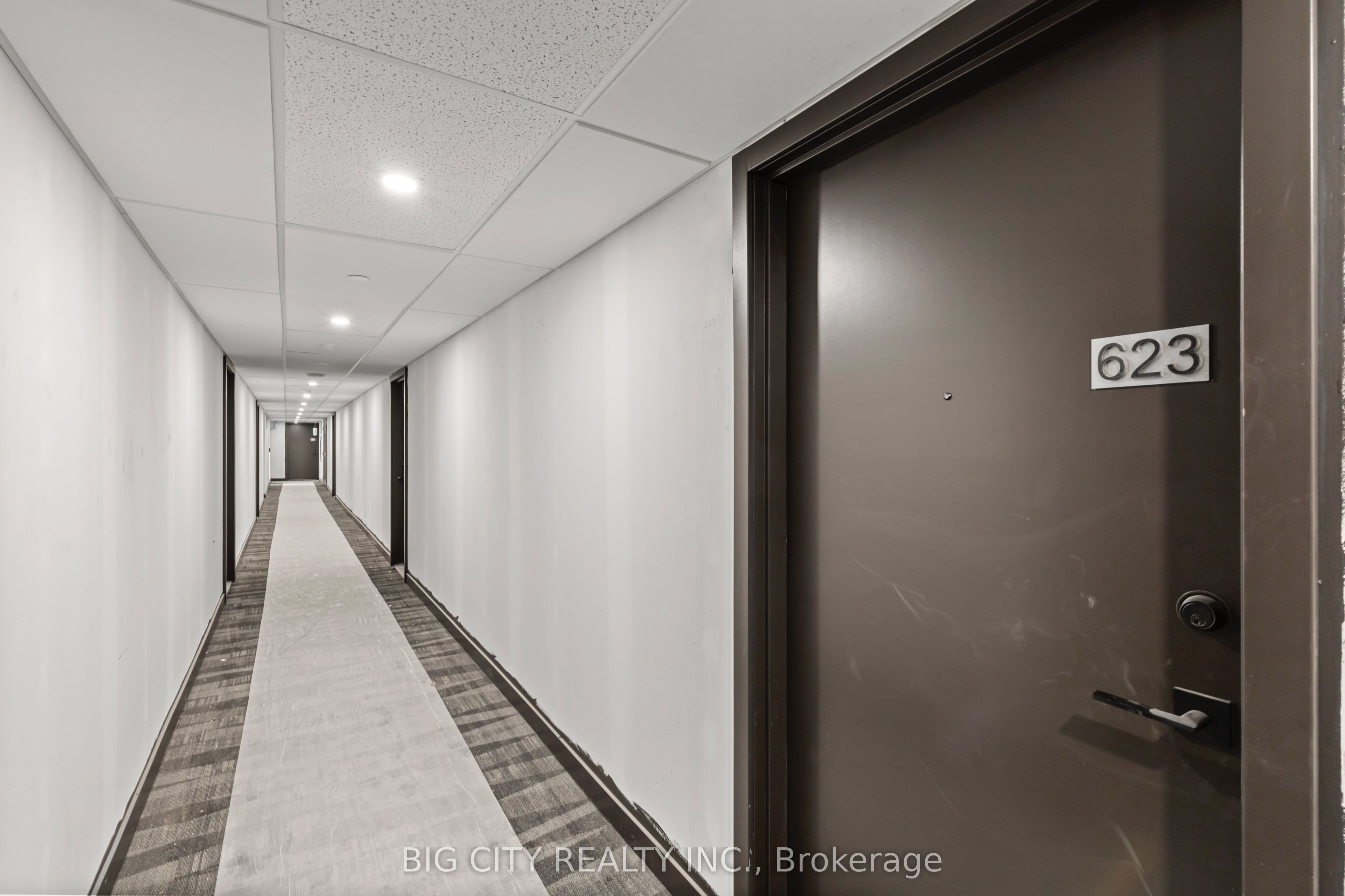 8119 Birchmount Road 623, Markham, ON L6G 0H5 photo 3