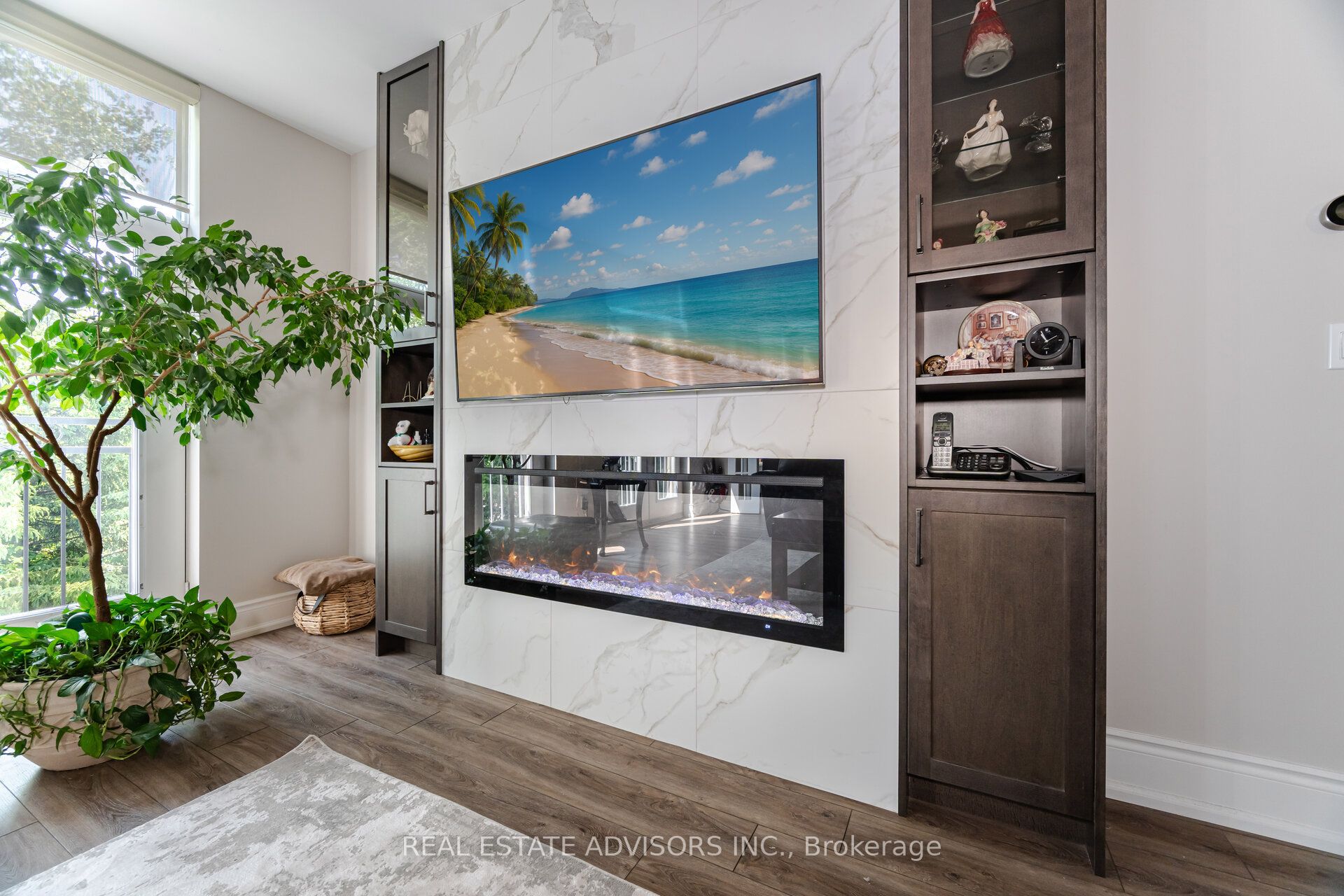 53 Woodbridge Avenue 313, Vaughan, ON L4L 9K9 photo 4