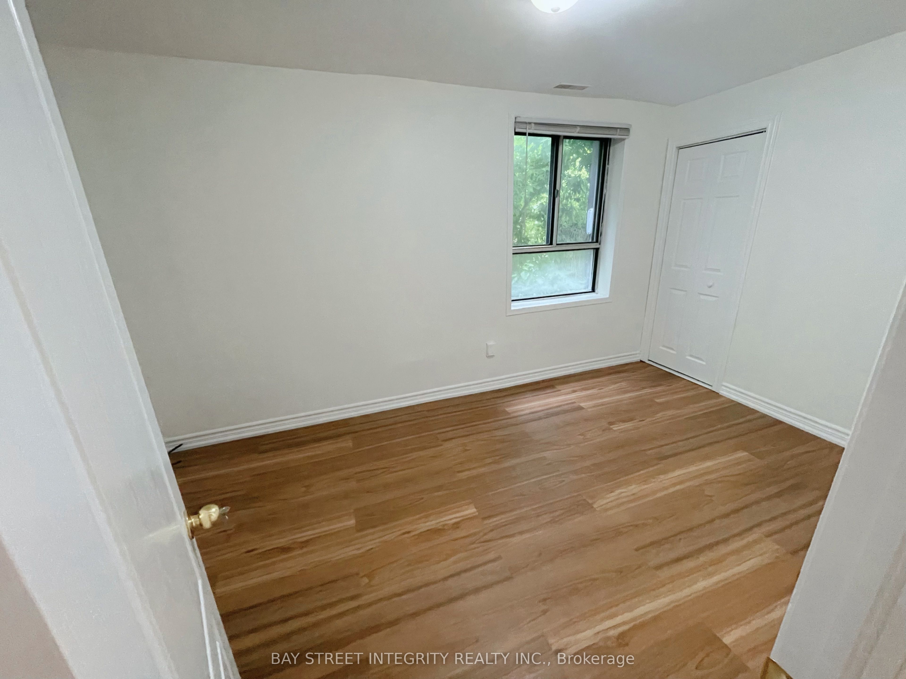 320 Miami Drive 1ST FLOOR, Georgina, ON L4P 2Z7 photo 4