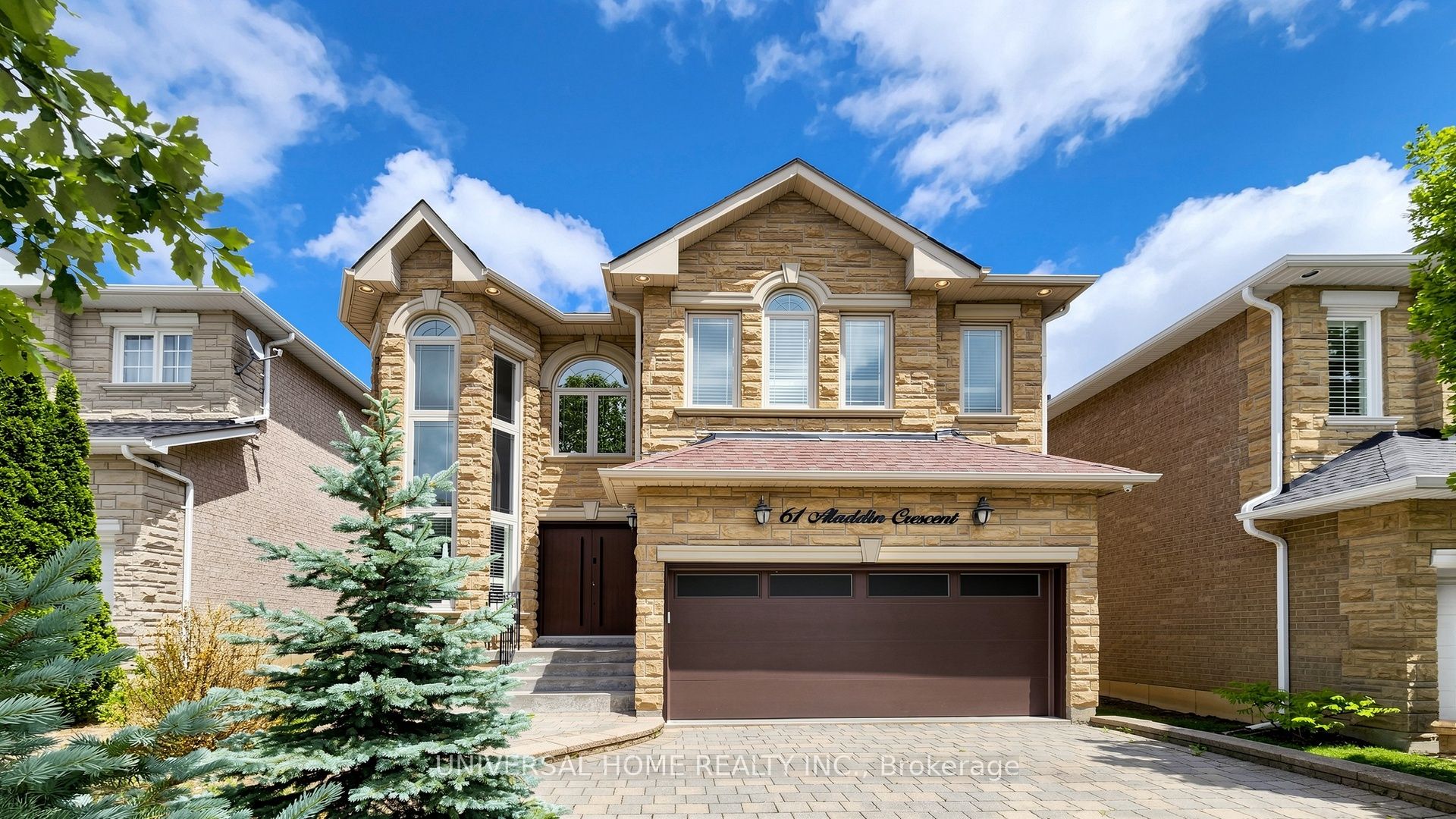 61 Aladdin Crescent, Richmond Hill, ON L4S 2T2