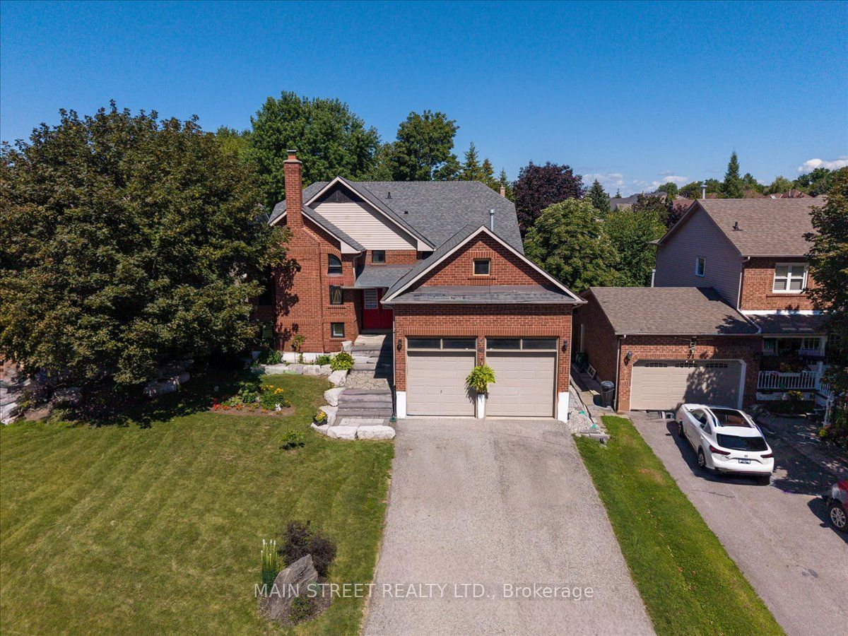 49 Circle Ridge Drive, Georgina, ON L4P 2H2