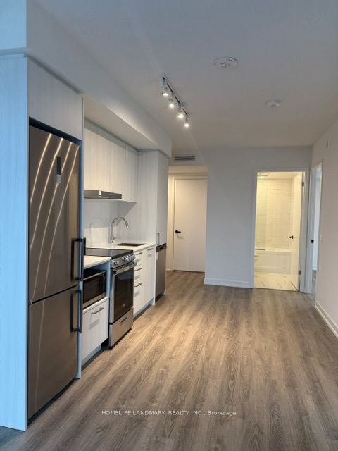 195 Commerce Street 3103, Vaughan, ON L4K 0P9 photo 3