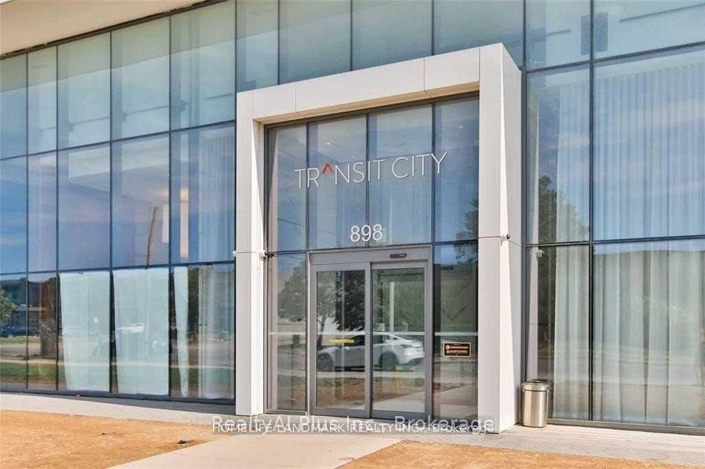898 Portage Parkway 3710, Vaughan, ON L4K 0J6 photo 2
