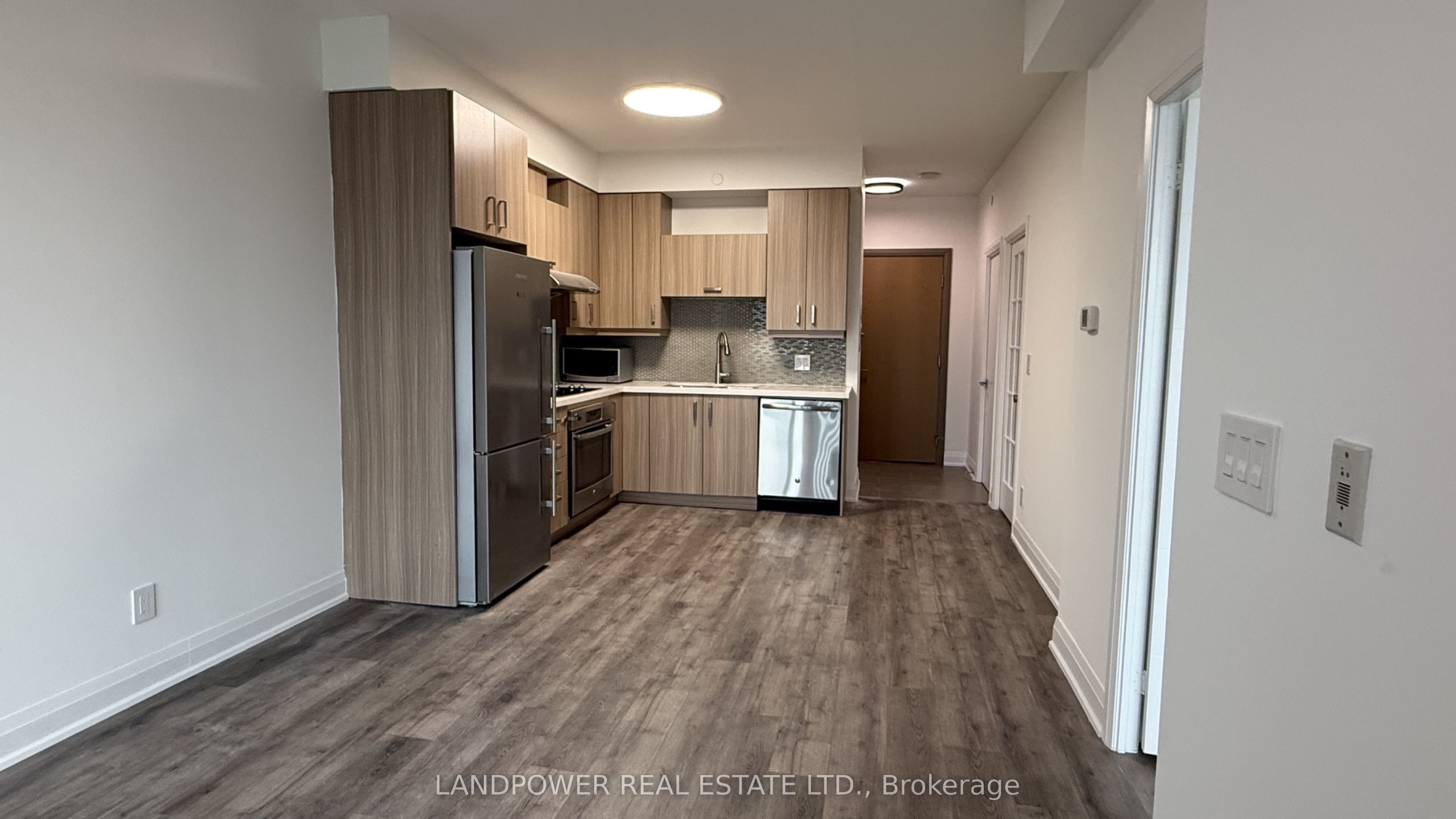 28 Uptown Drive 515, Markham, ON L3R 5M8 photo 2