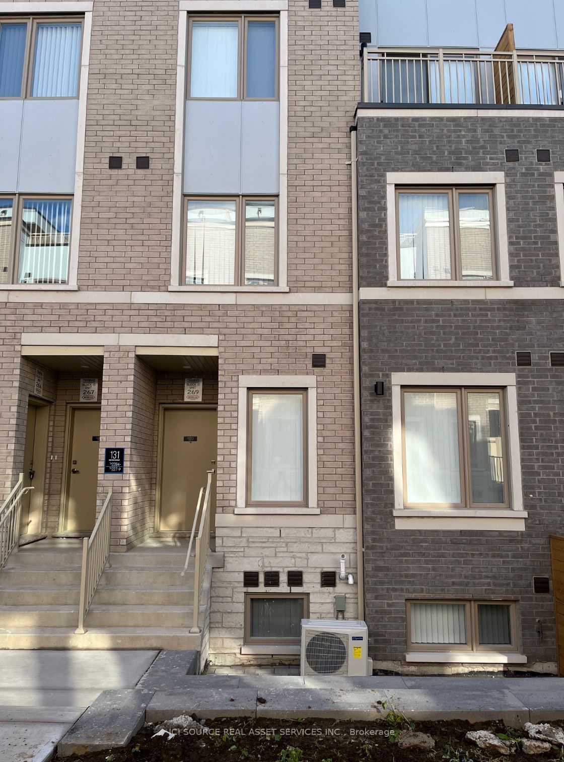 131 Honeycrisp Crescent 227, Vaughan, ON L4K 5Z8