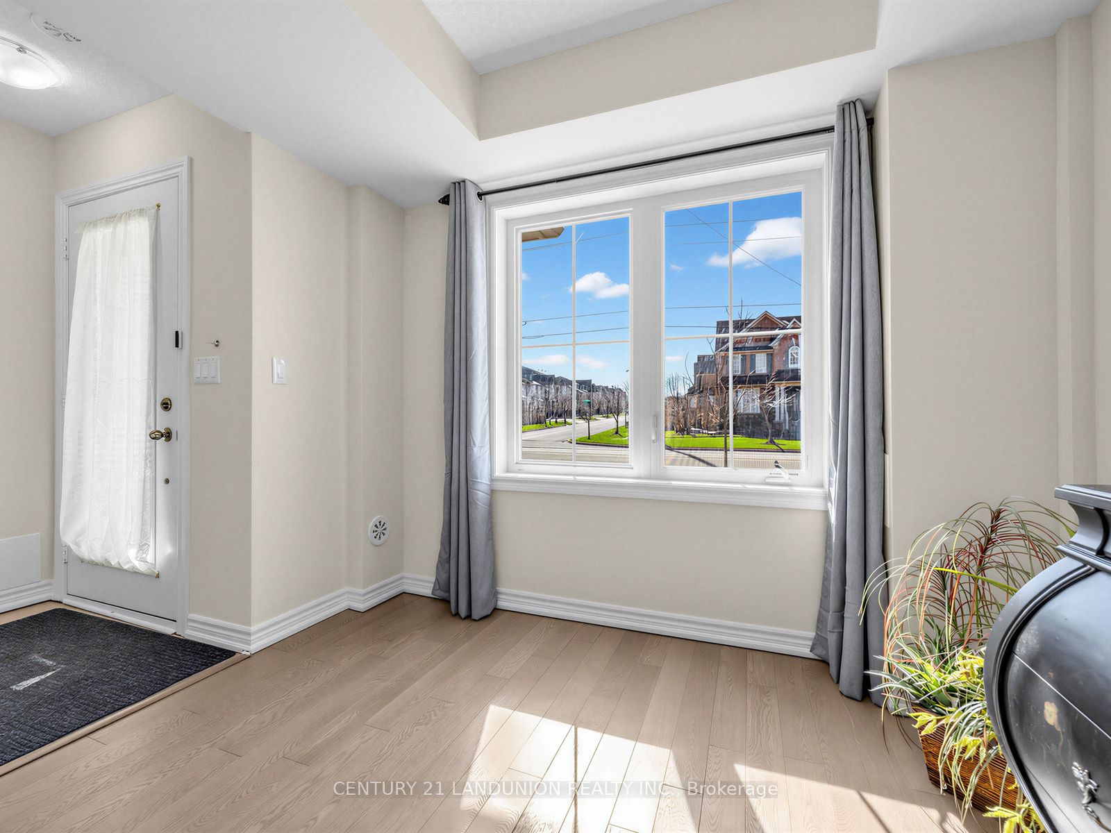 10941 Victoria Square Boulevard, Markham, ON L6C 0Z3 photo 4