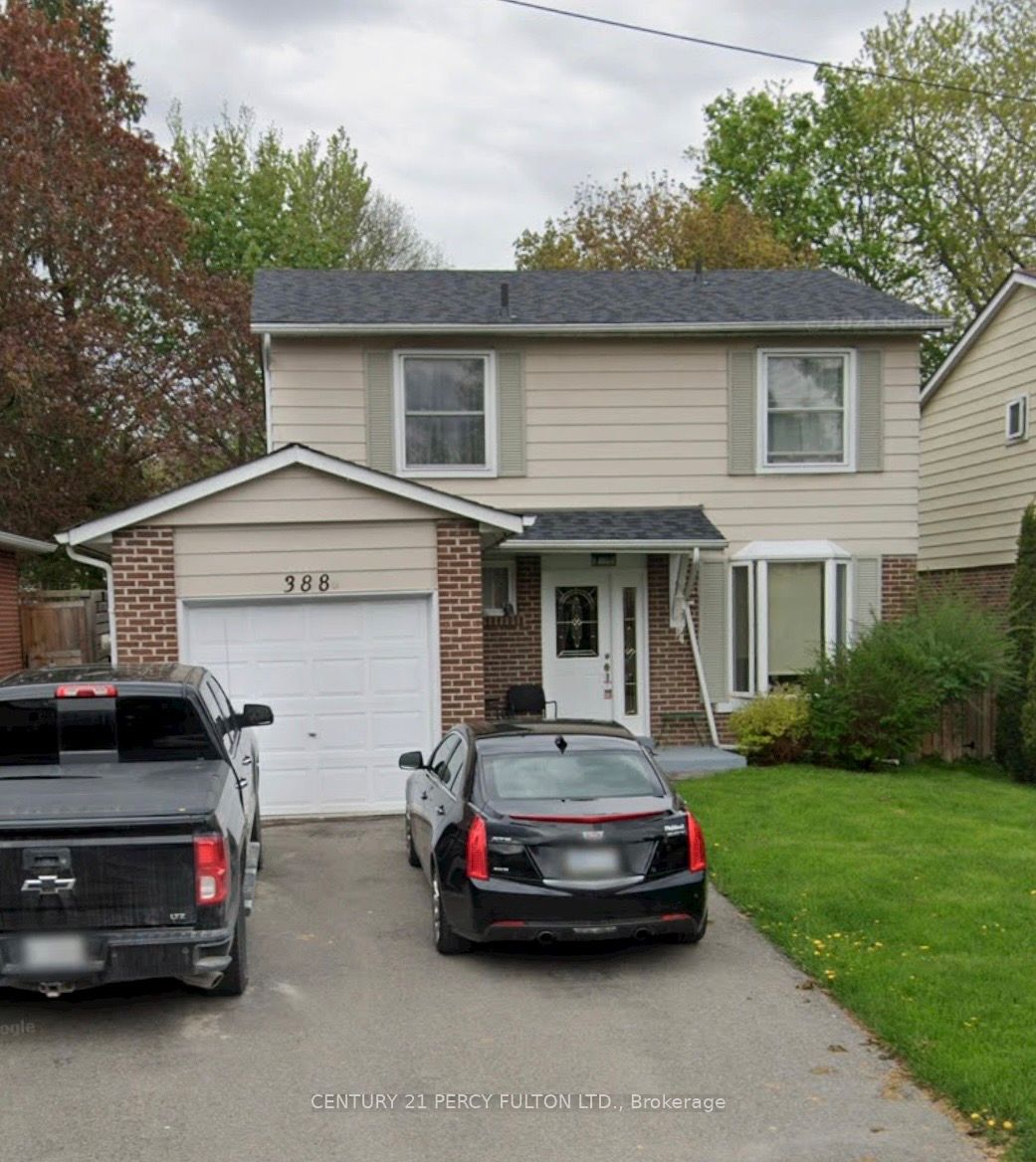388 Handley Crescent, Newmarket, ON L3Y 4T4
