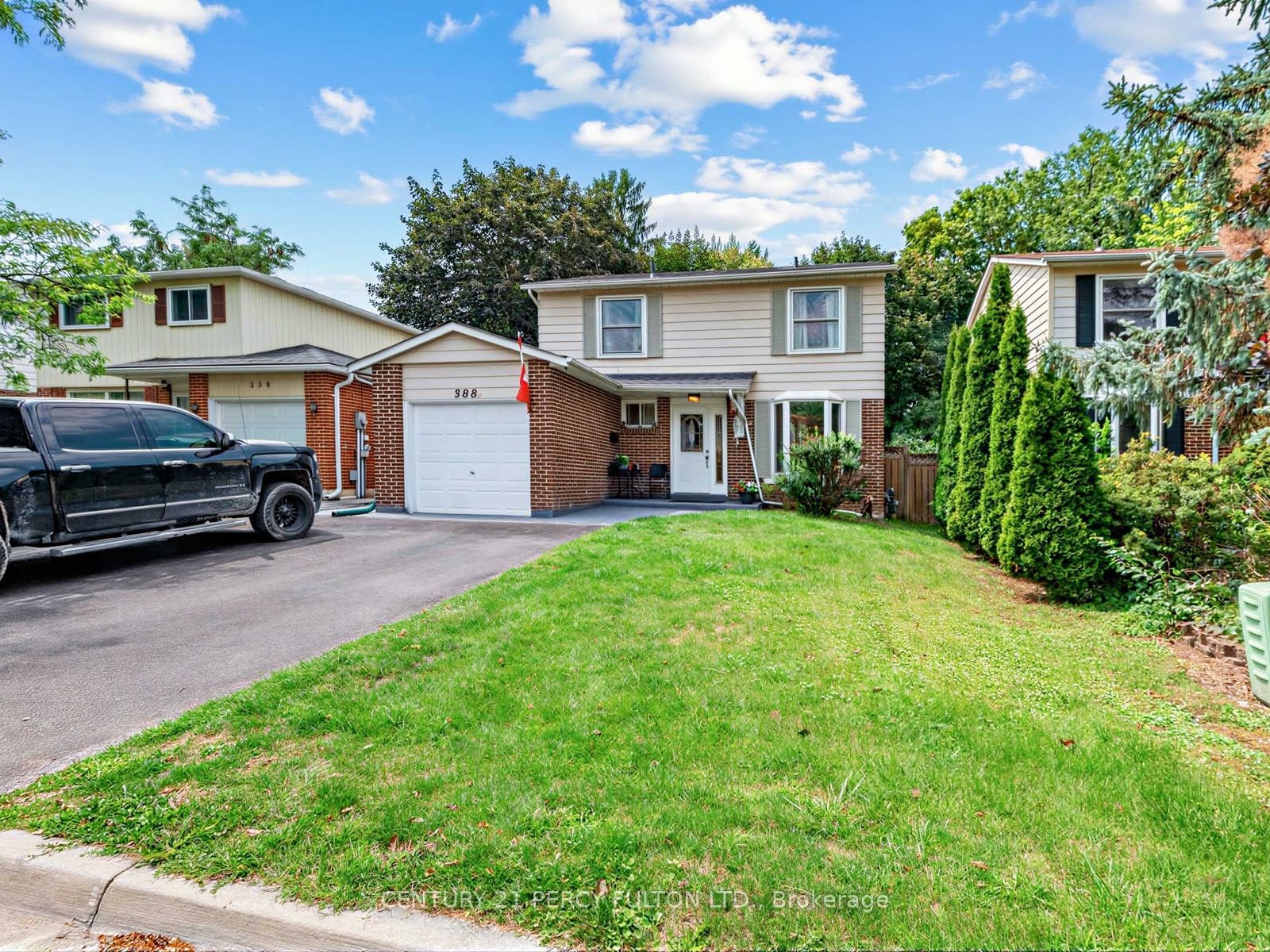 388 Handley Crescent, Newmarket, ON L3Y 4T4 photo 4
