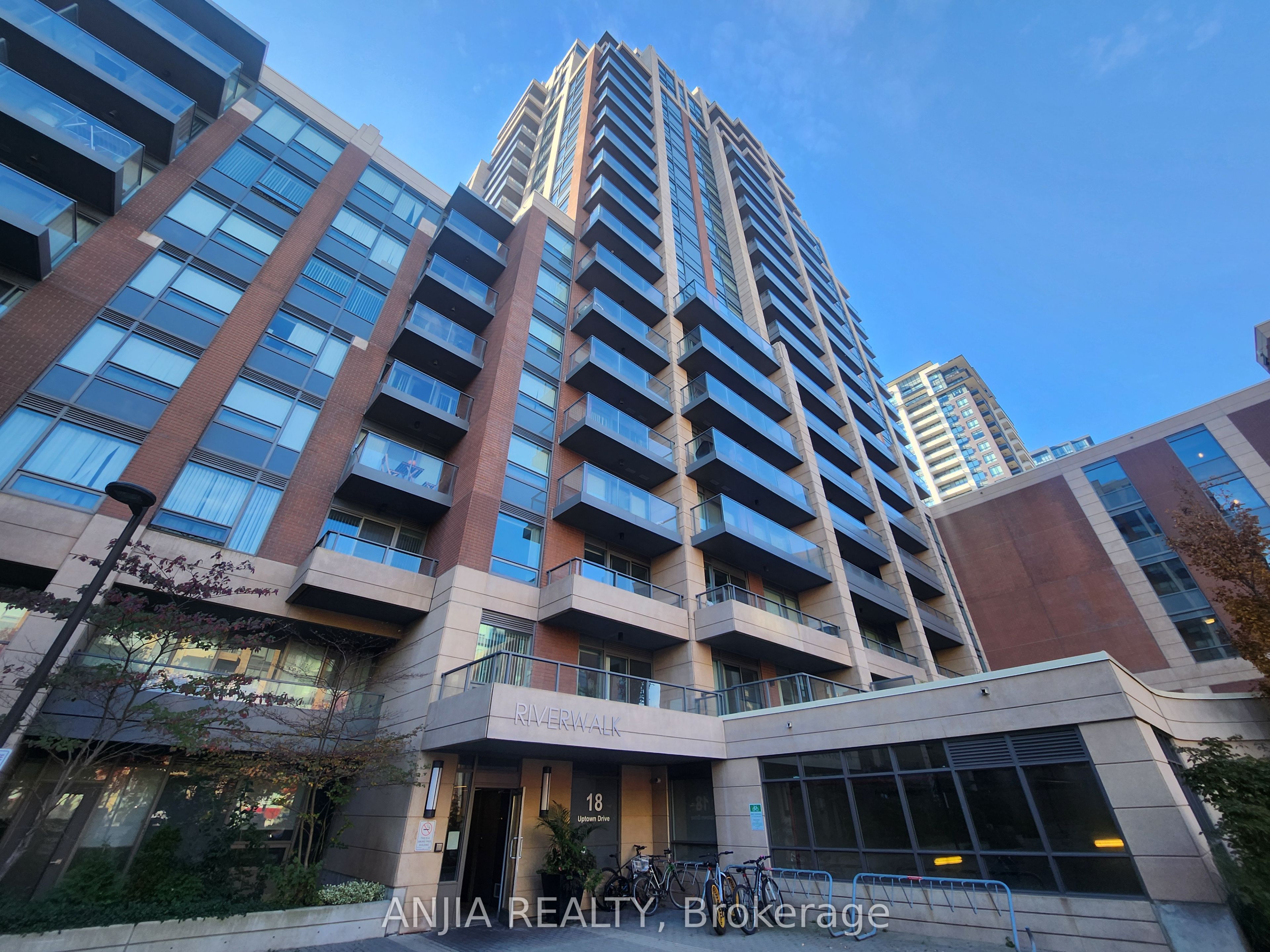 18 UPTOWN Drive 901, Markham, ON L3R 5M5 photo 3