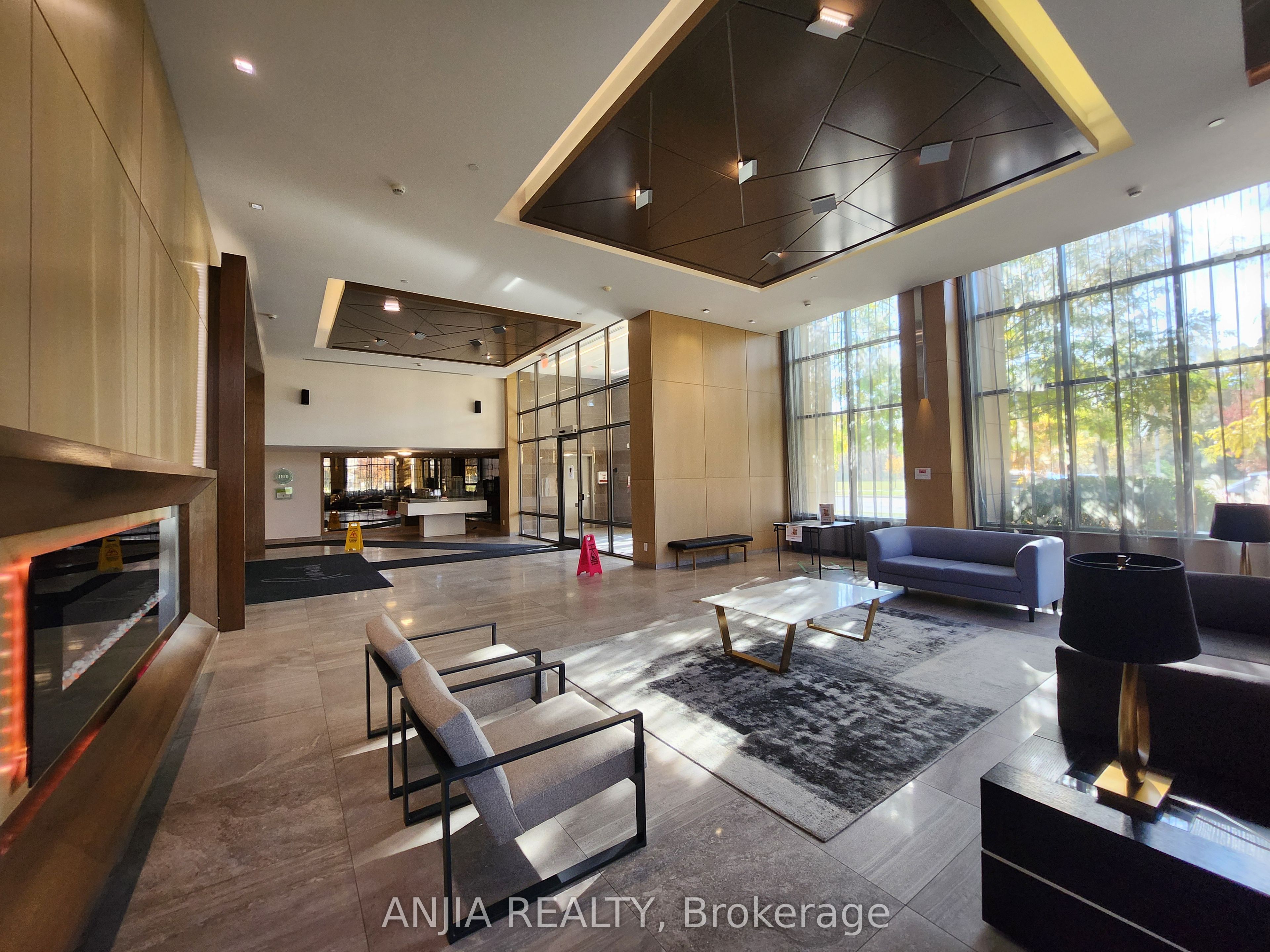 18 UPTOWN Drive 901, Markham, ON L3R 5M5 photo 4