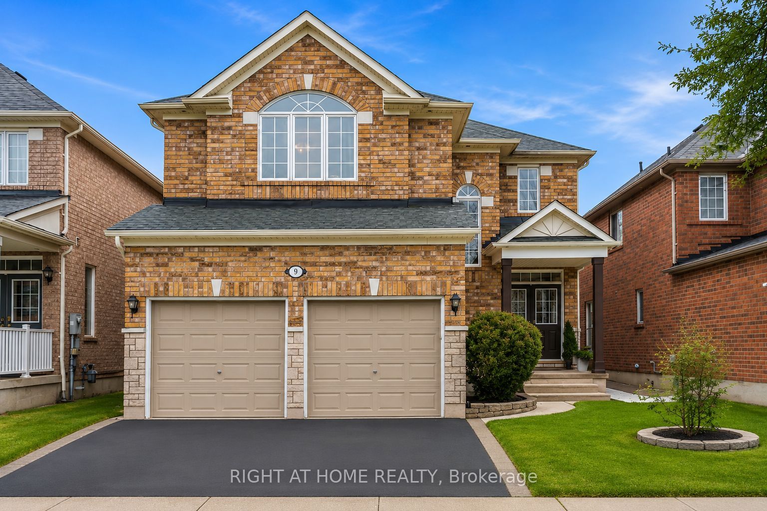 9 Alyssum Court Lower, Richmond Hill, ON L4E 4M7 photo 5