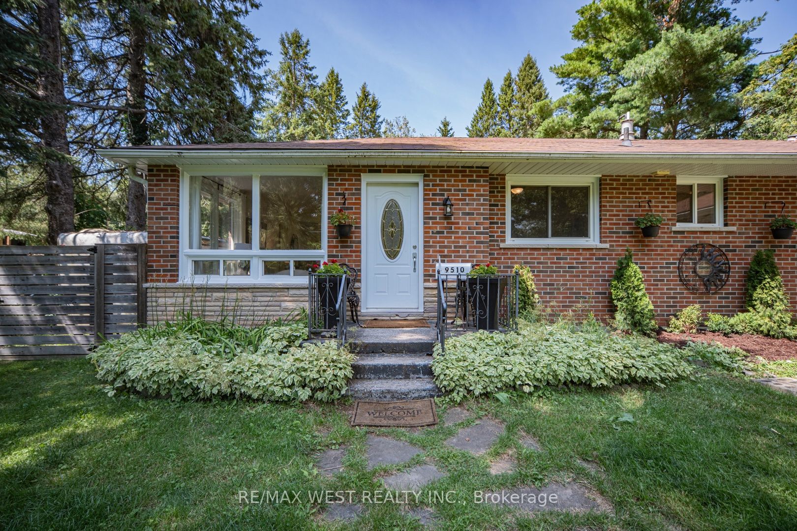 9510 Morning Glory Road, Georgina, ON L0E 1N0 photo 3