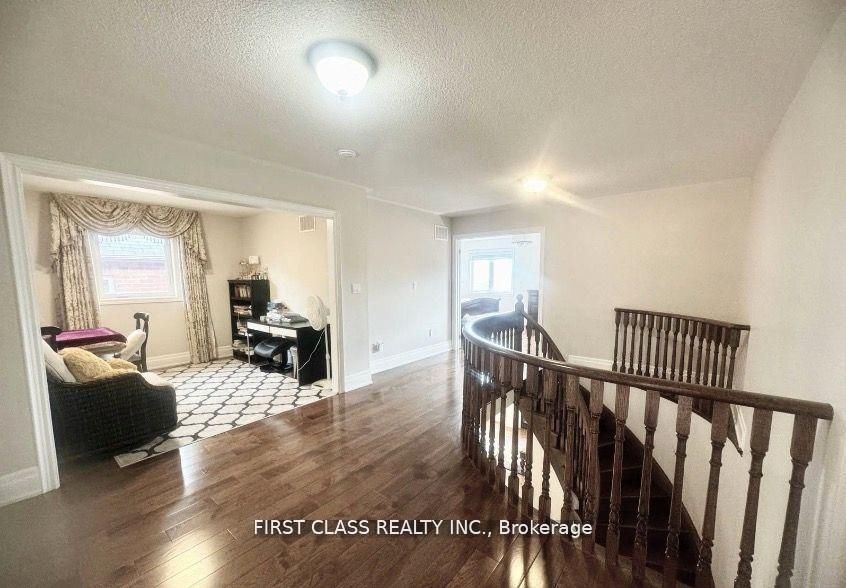 9 Wiley Avenue UPPER FLOOR, Richmond Hill, ON L4S 0C6 photo 4