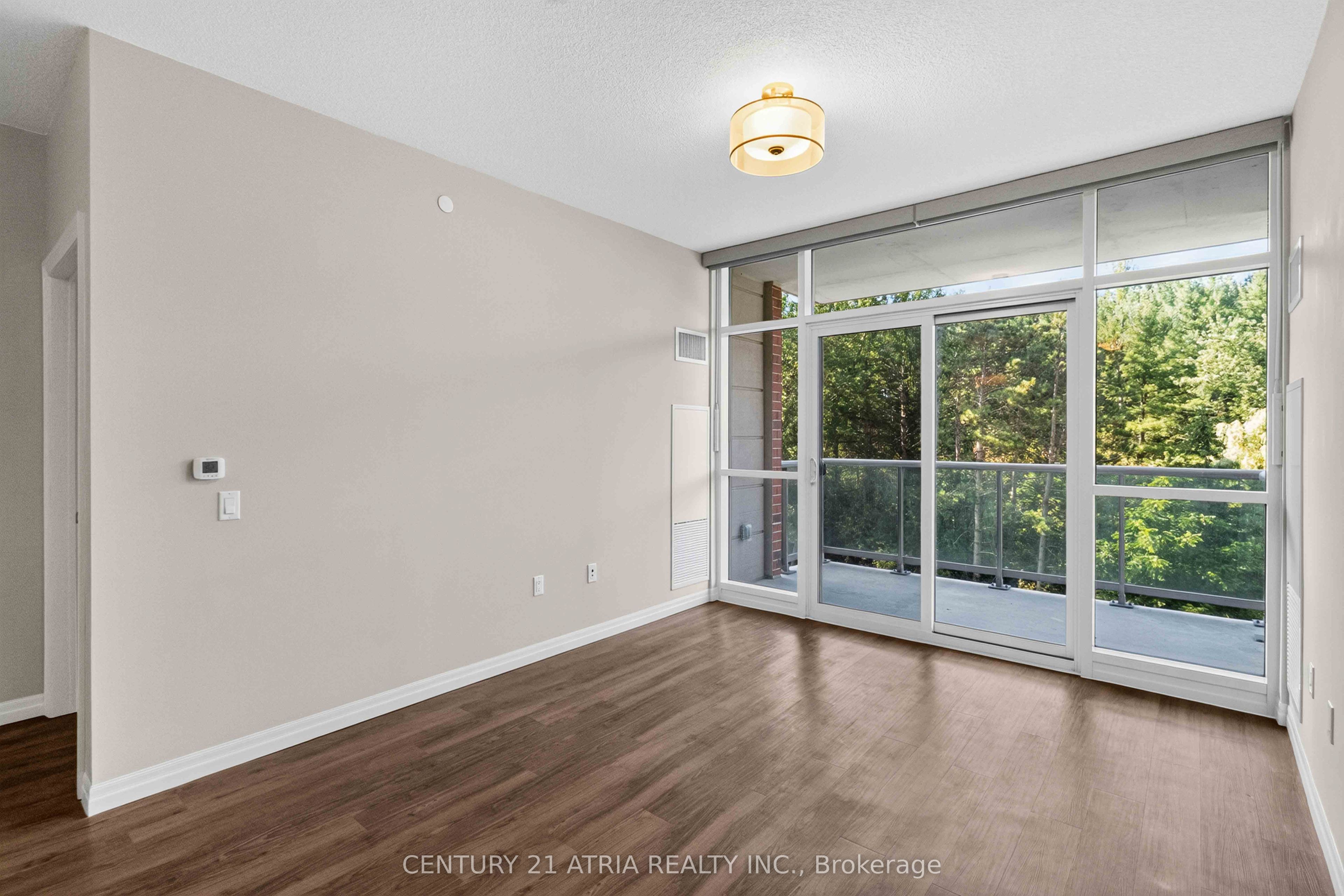 460 William Graham Drive 306, Aurora, ON L4G 1X9 photo 5