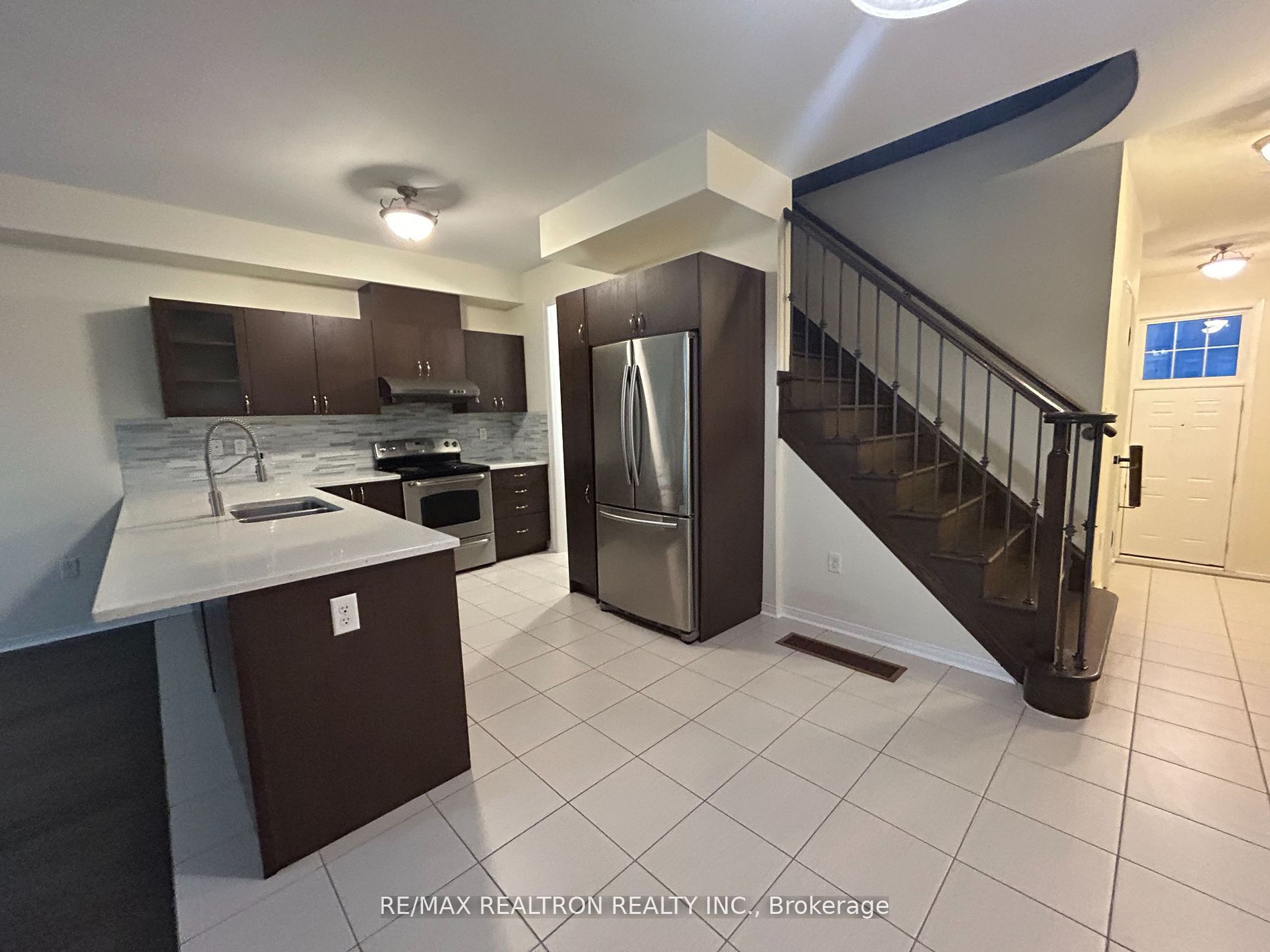 10284 Woodbine Avenue, Markham, ON L6C 0M3 photo 3