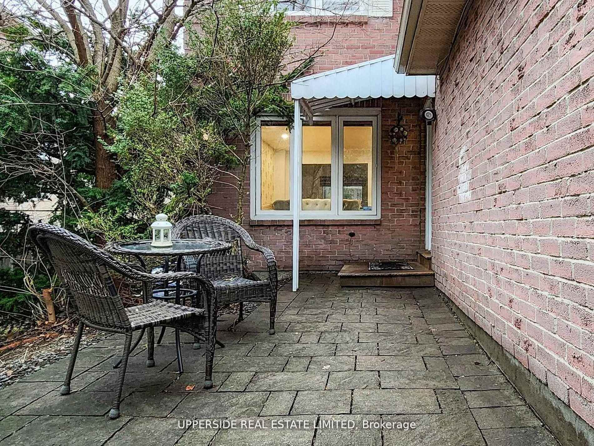 64 Colleen Street, Vaughan, ON L4J 5G6 photo 2