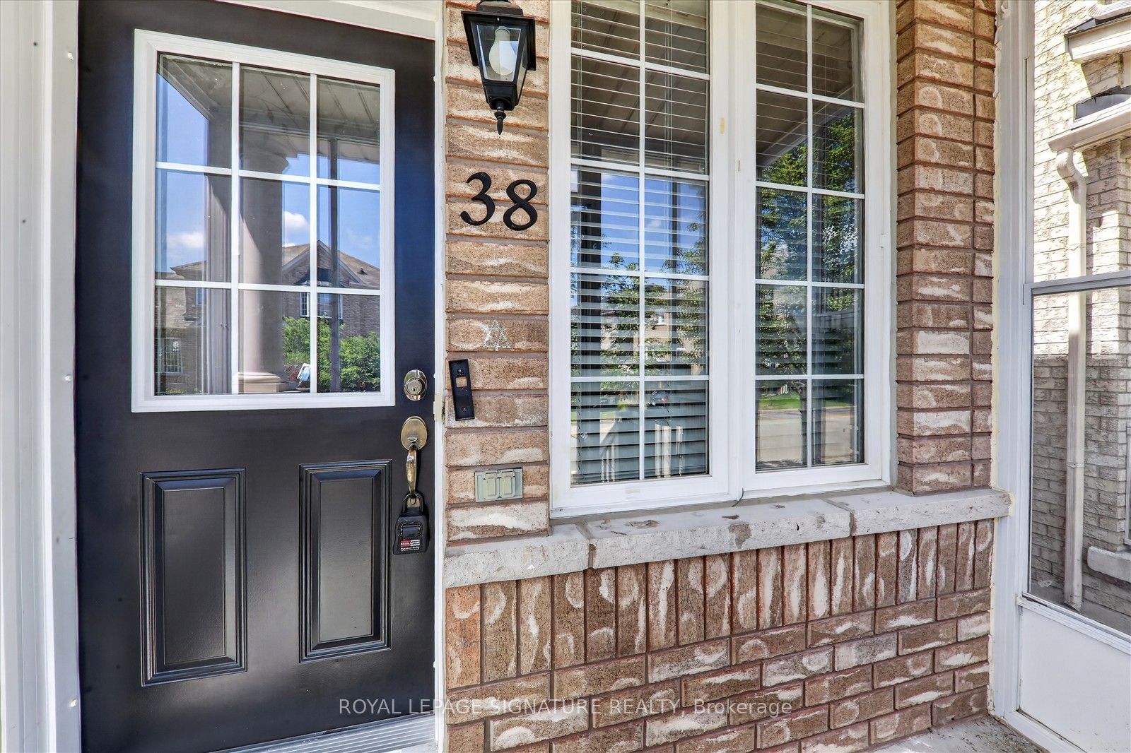 38 Coleluke Lane, Markham, ON L3S 0B7