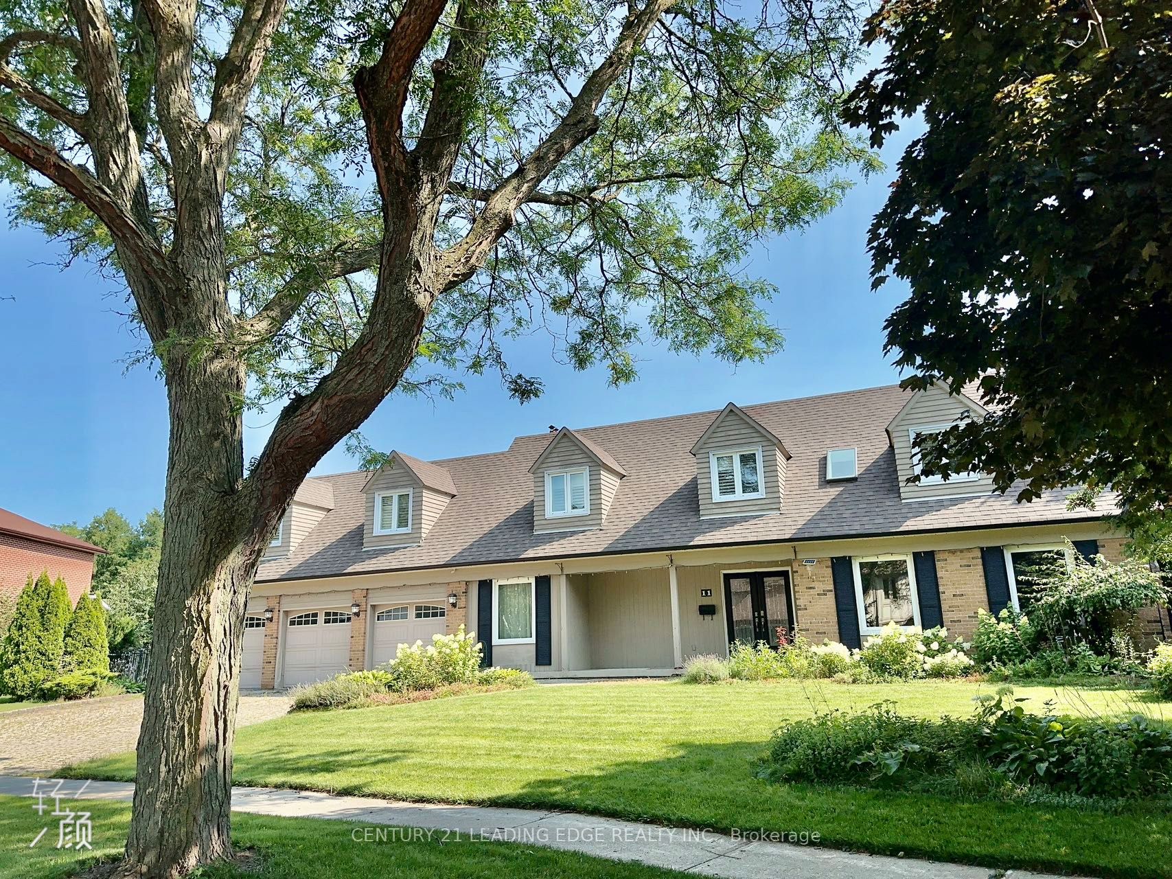 11 Rae Crescent, Markham, ON L3R 2X8 photo 2