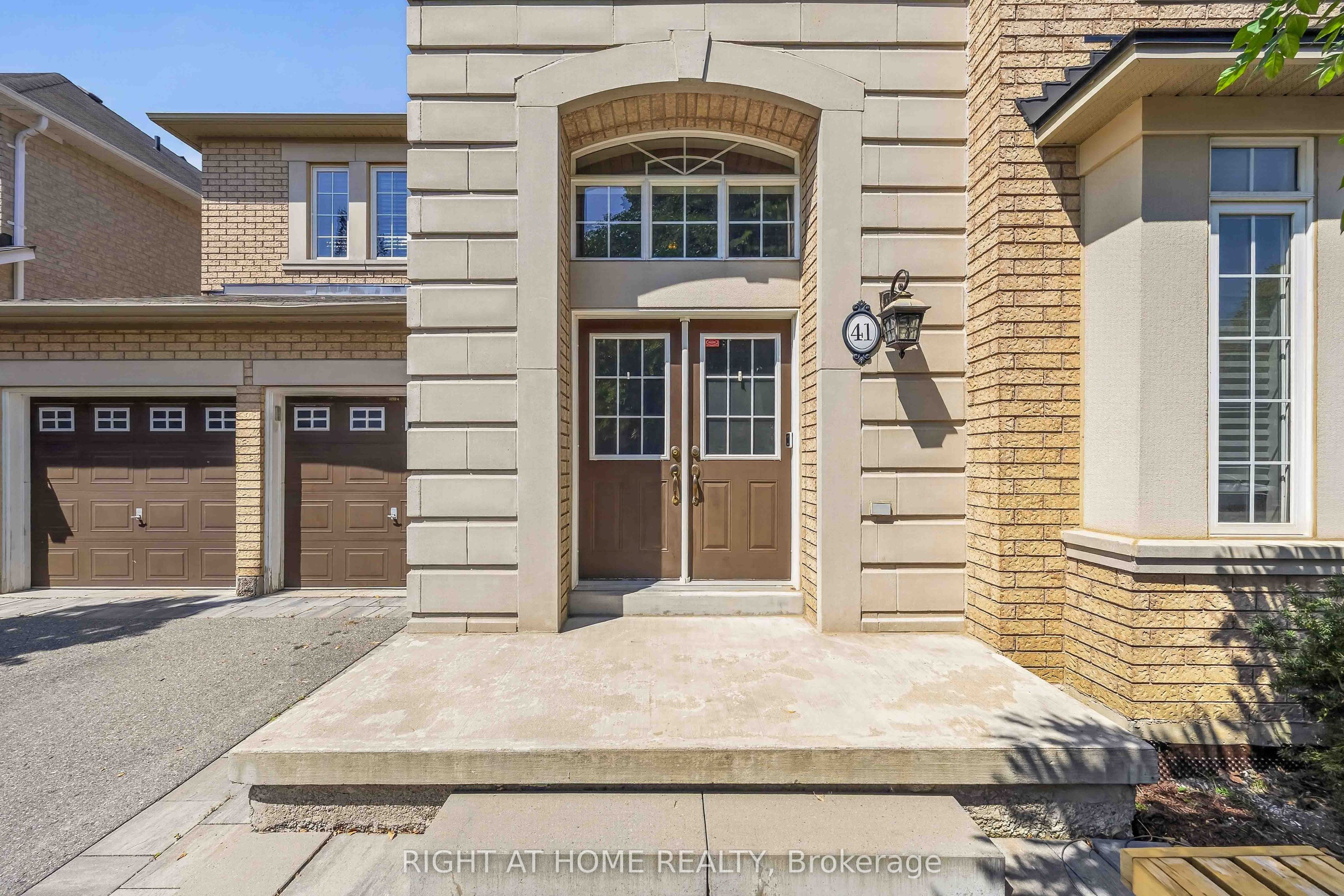 41 Foresta Drive, Vaughan, ON L4H 0N4 photo 2