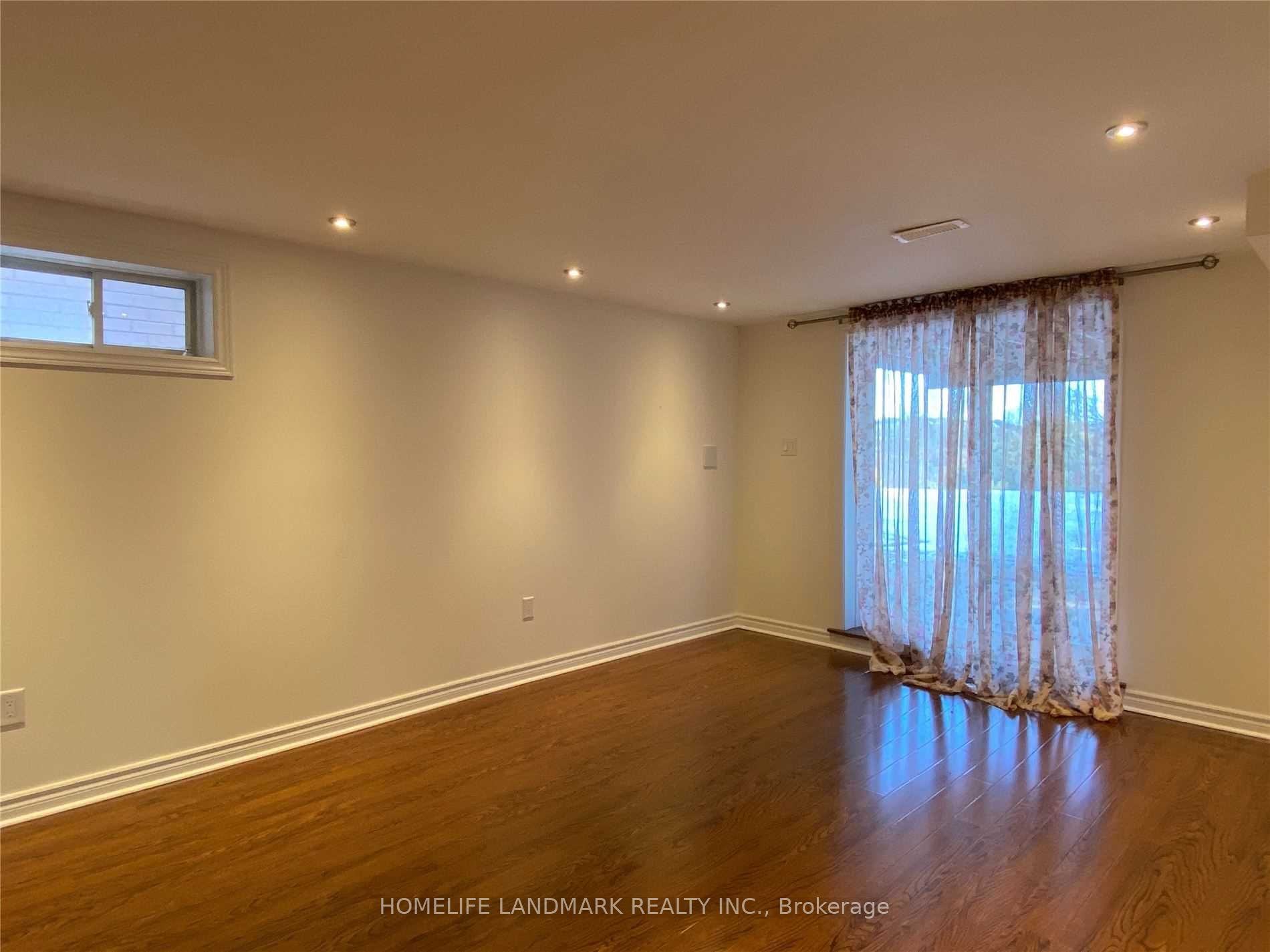 32 Escapade Drive Lower, Richmond Hill, ON L4E 4X7 photo 5