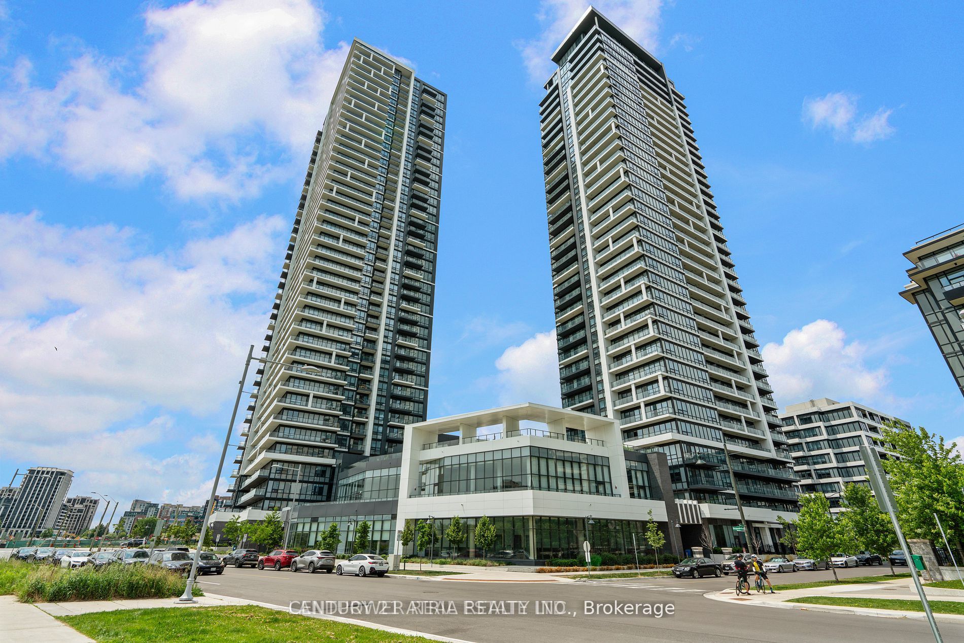 18 Water Walk Drive 208, Markham, ON L3R 6L5