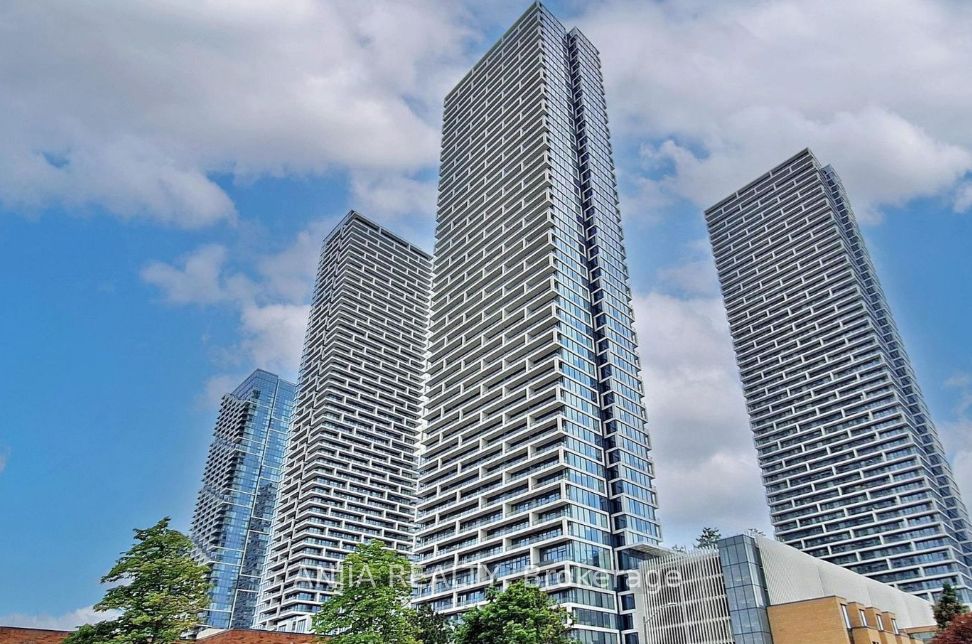 898 Portage Parkway 2206, Vaughan, ON L4K 0J6