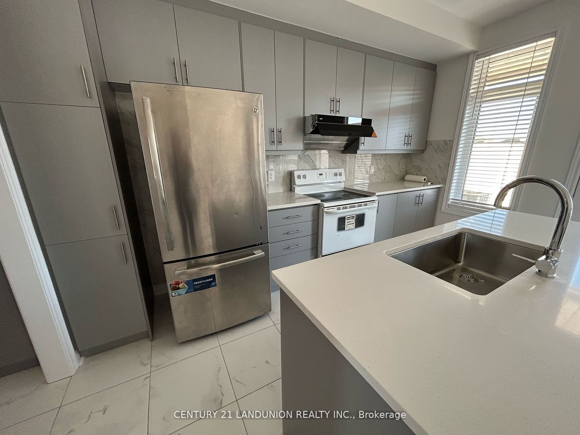 111 Mumbai Drive, Markham, ON L3S 0G3 photo 4