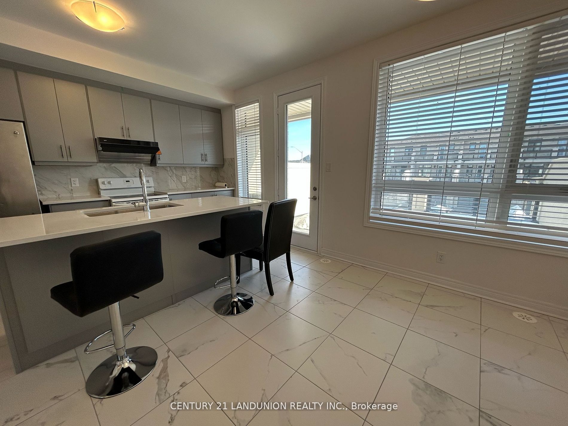 111 Mumbai Drive, Markham, ON L3S 0G3 photo 5