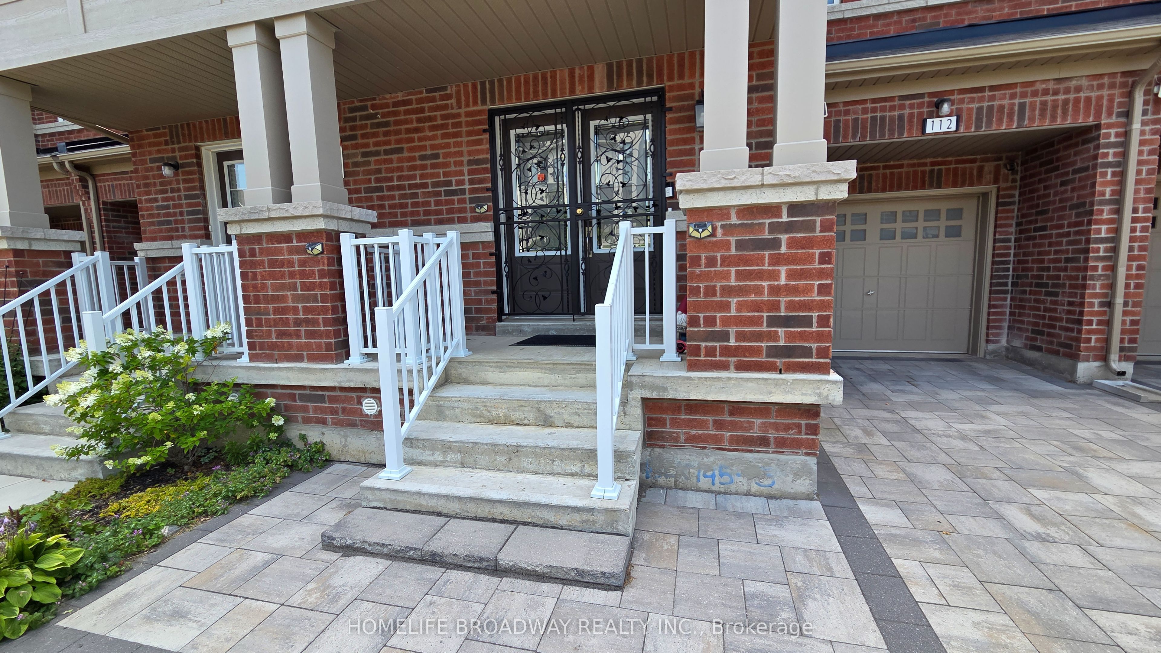 112 Ness Drive, Richmond Hill, ON L4S 0K7 photo 5