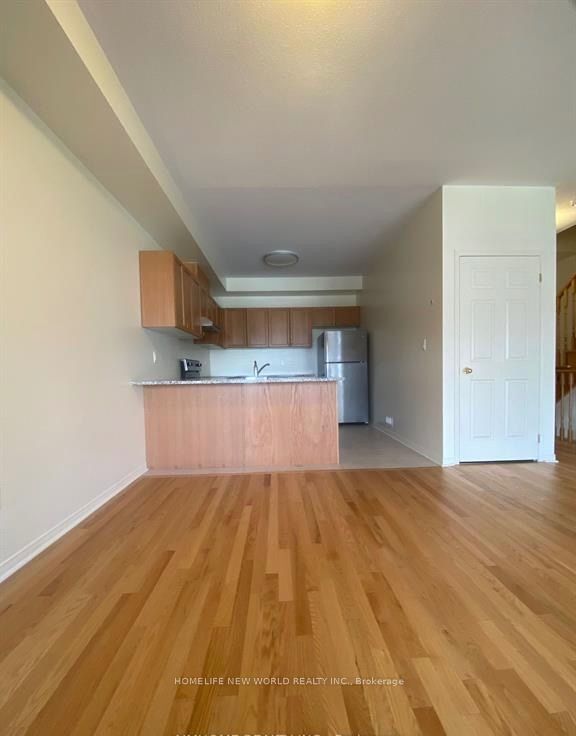 16 Slaney Street, Richmond Hill, ON L4S 0K8 photo 3