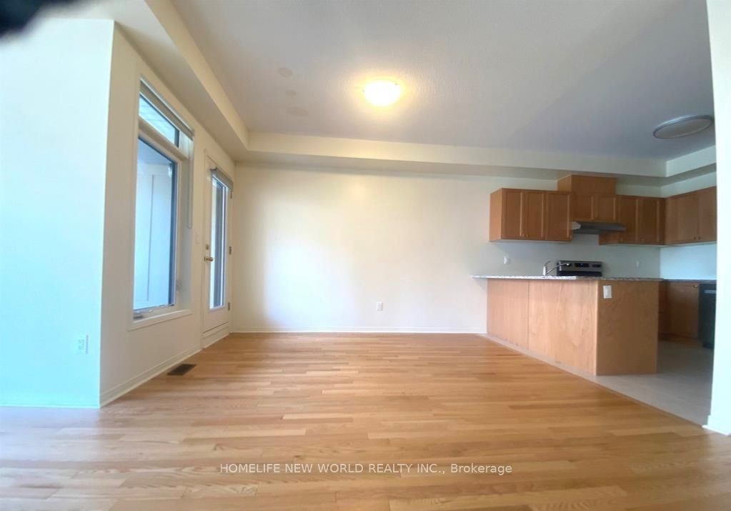 16 Slaney Street, Richmond Hill, ON L4S 0K8 photo 4